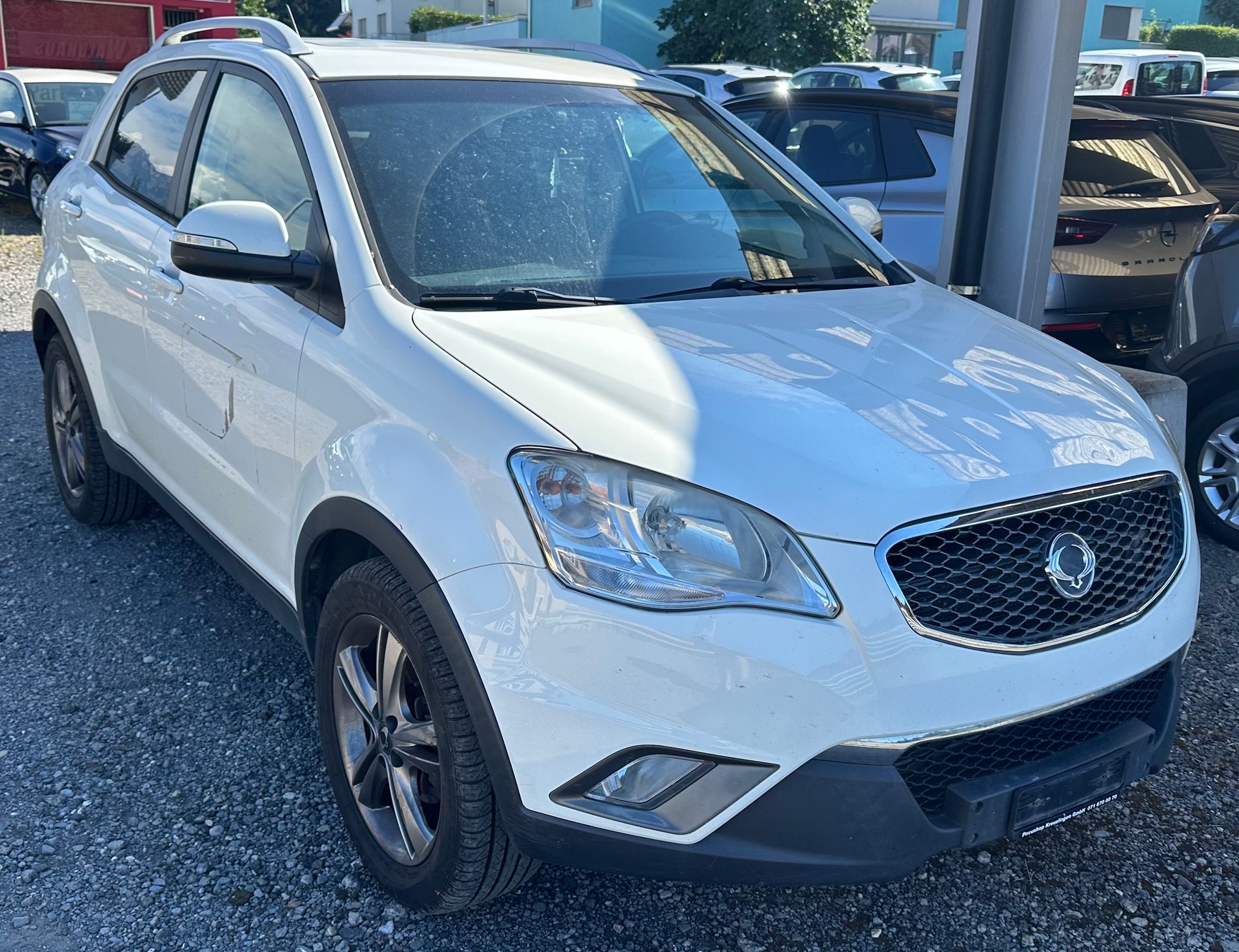 KGM-SsangYong Korando 2.0 e-XDI Quartz 4WD Automatic-image-3