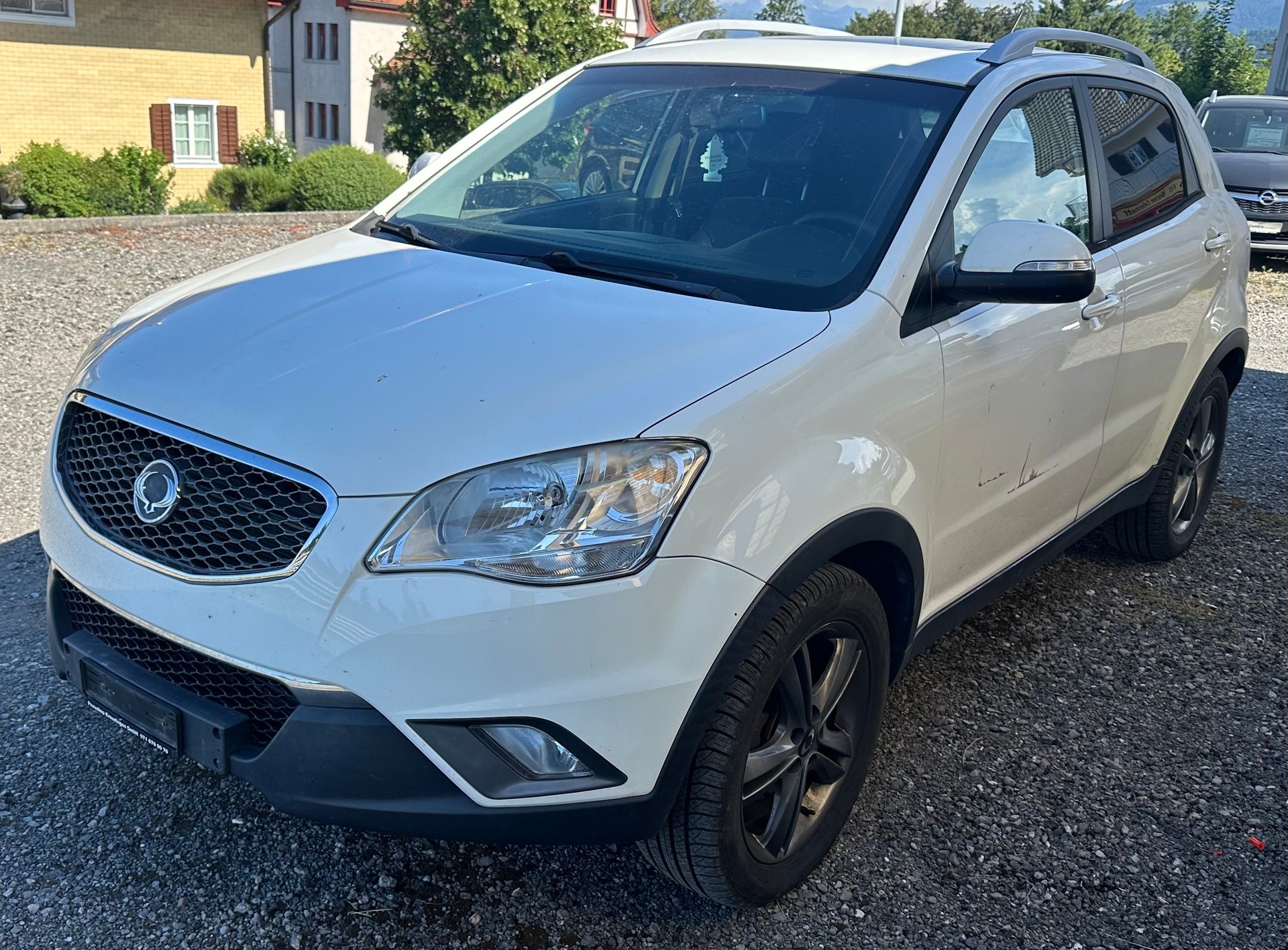 KGM-SsangYong Korando 2.0 e-XDI Quartz 4WD Automatic-image-0