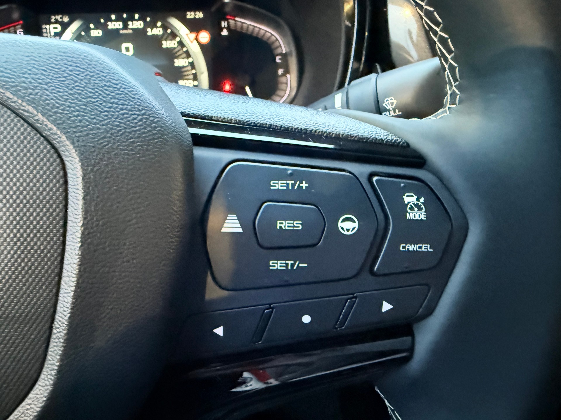 ISUZU D-MAX 1.9 CrewCab N60 Nitro Sport 4x4-image-13