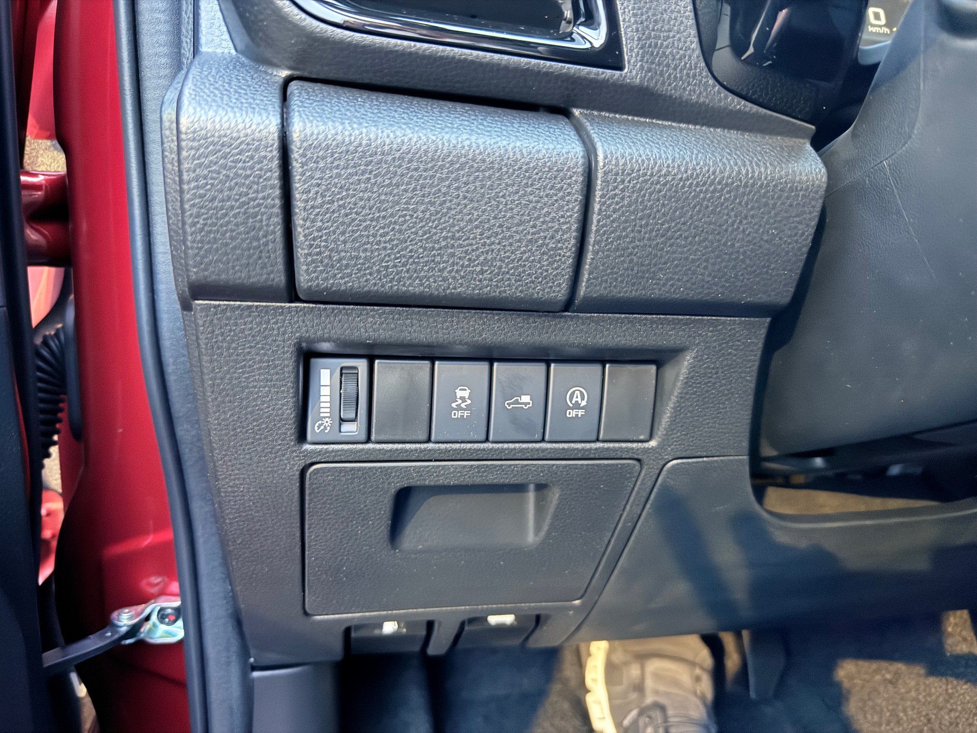 ISUZU D-MAX 1.9 CrewCab N60 Nitro Sport 4x4-image-20