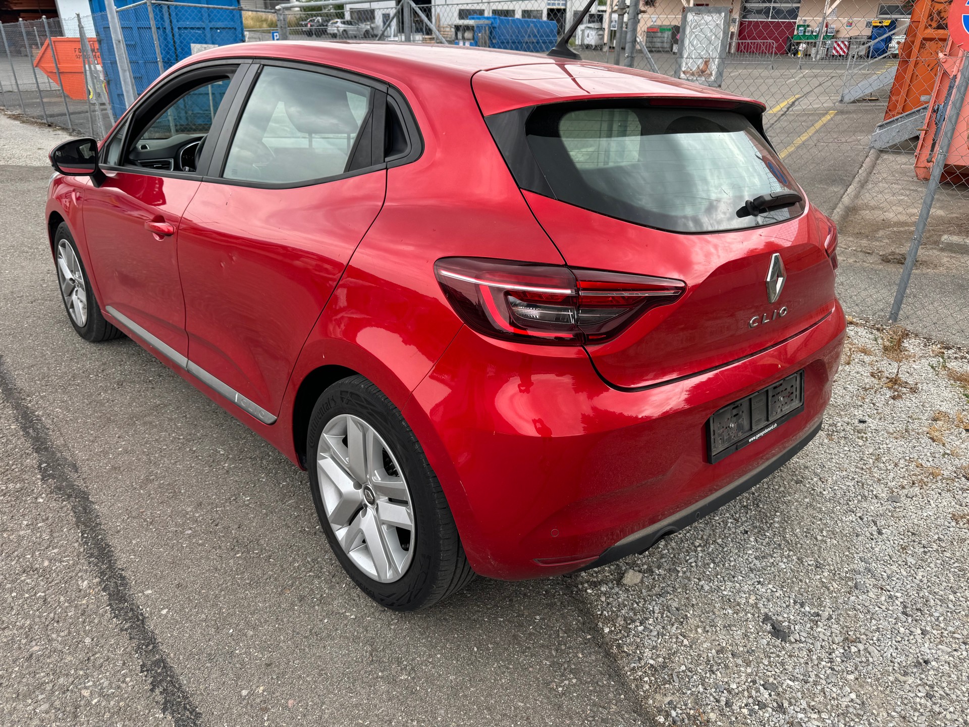 RENAULT Clio 1.0 Business-image-4