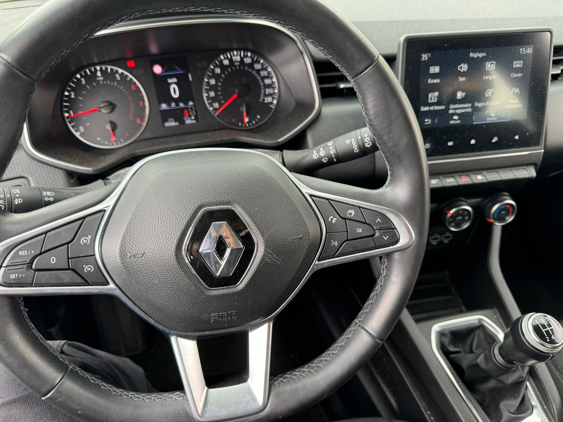 RENAULT Clio 1.0 Business-image-8