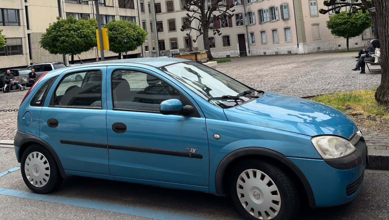 OPEL Corsa 1.2 16V Njoy-image-2