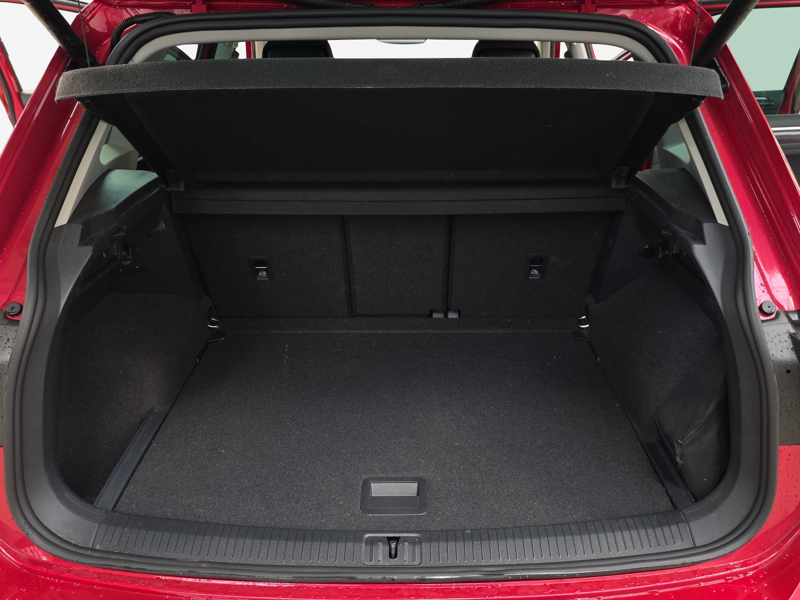 VW Tiguan 2.0TSI Elegance 4Motion DSG-image-12