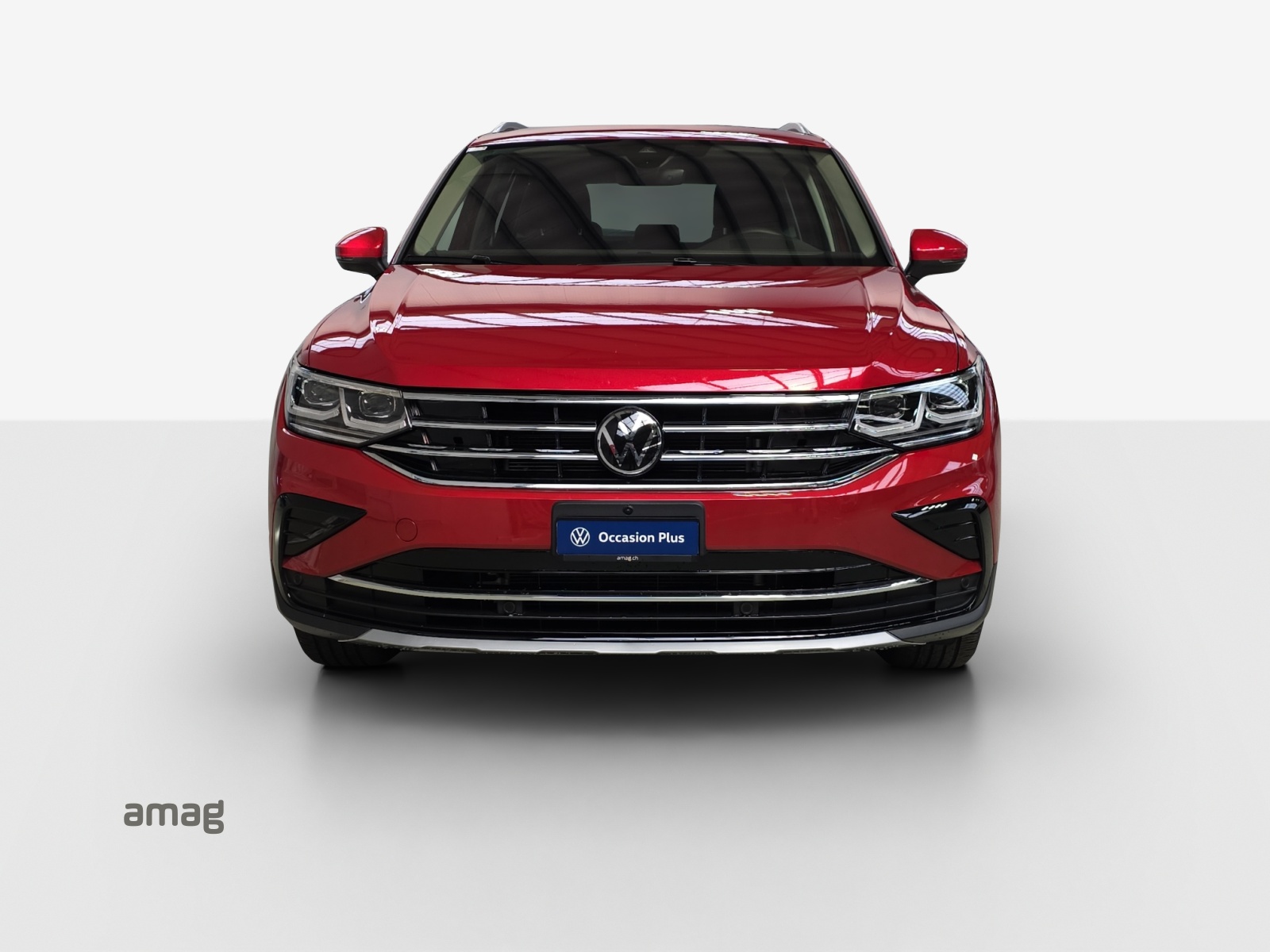 VW Tiguan 2.0TSI Elegance 4Motion DSG-image-6