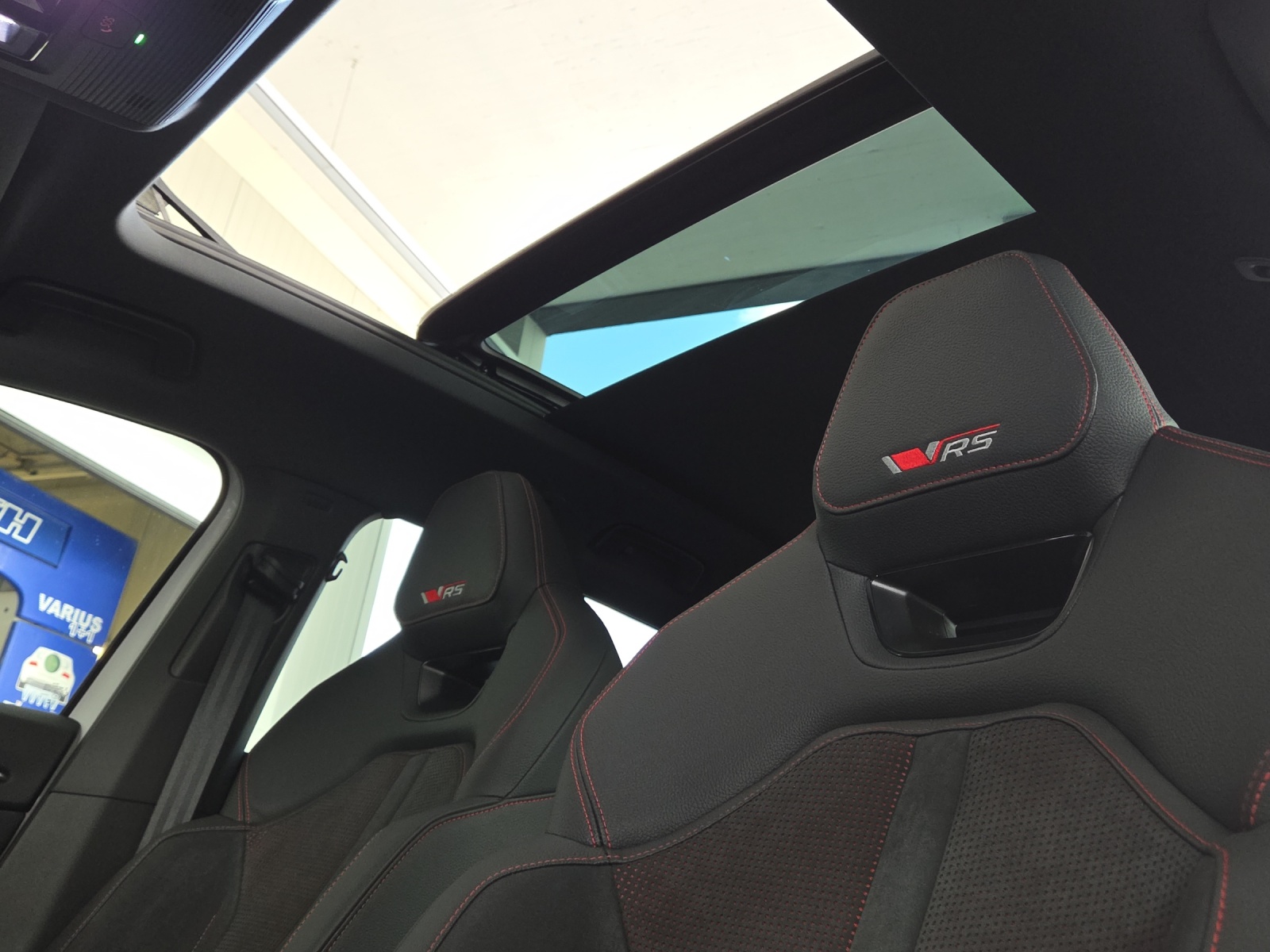SKODA Kodiaq 2.0 TSI RS 4x4-image-10