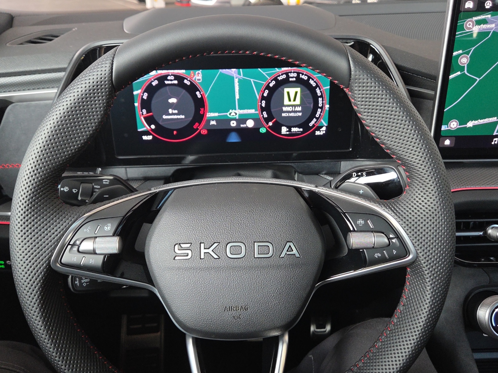 SKODA Kodiaq 2.0 TSI RS 4x4-image-12