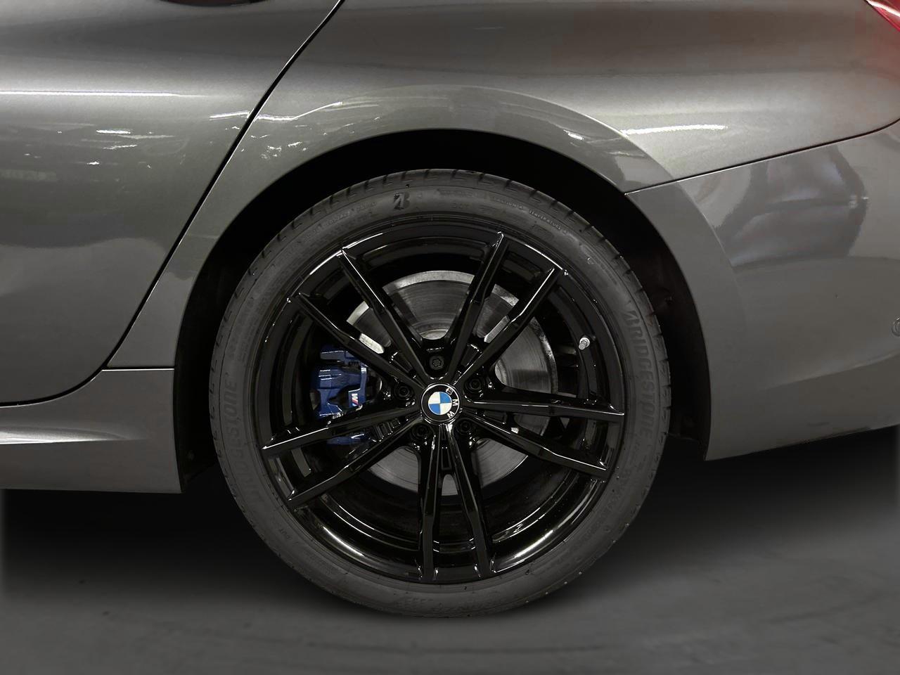 BMW M340d xDrive Touring-image-11