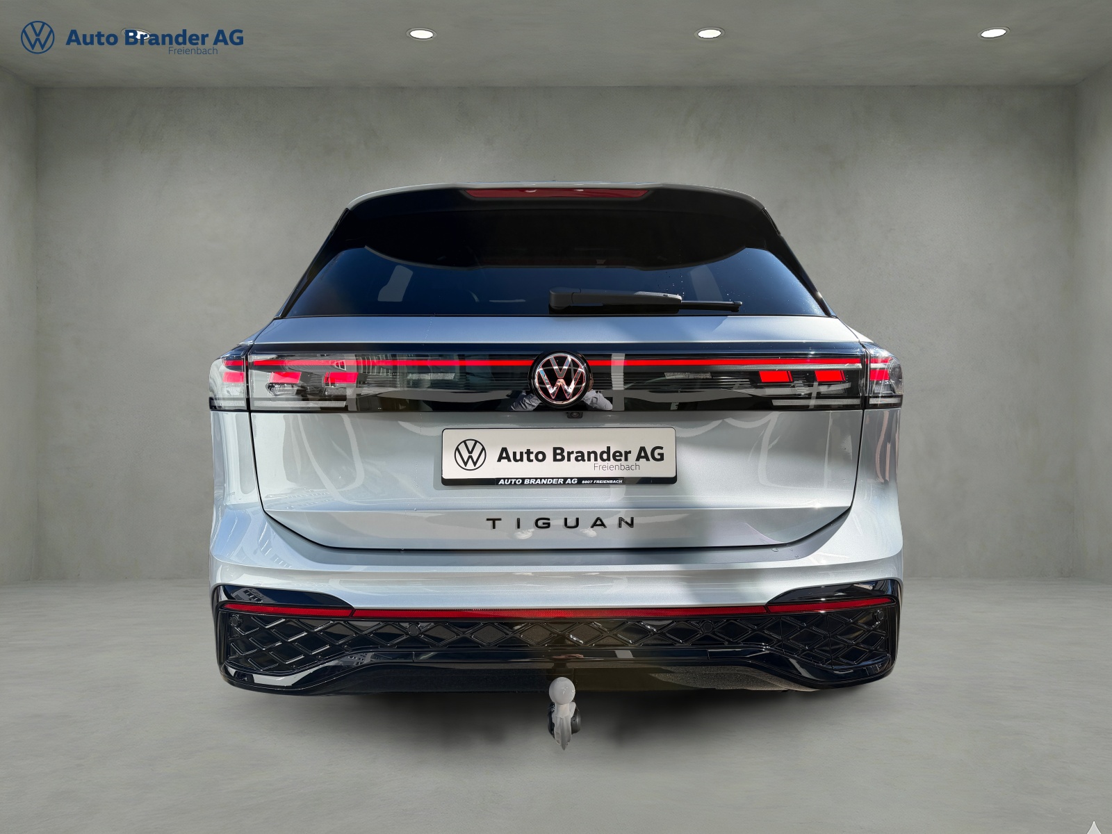 VW Tiguan 2.0 TSI DSG R-Line 4Motion-image-4