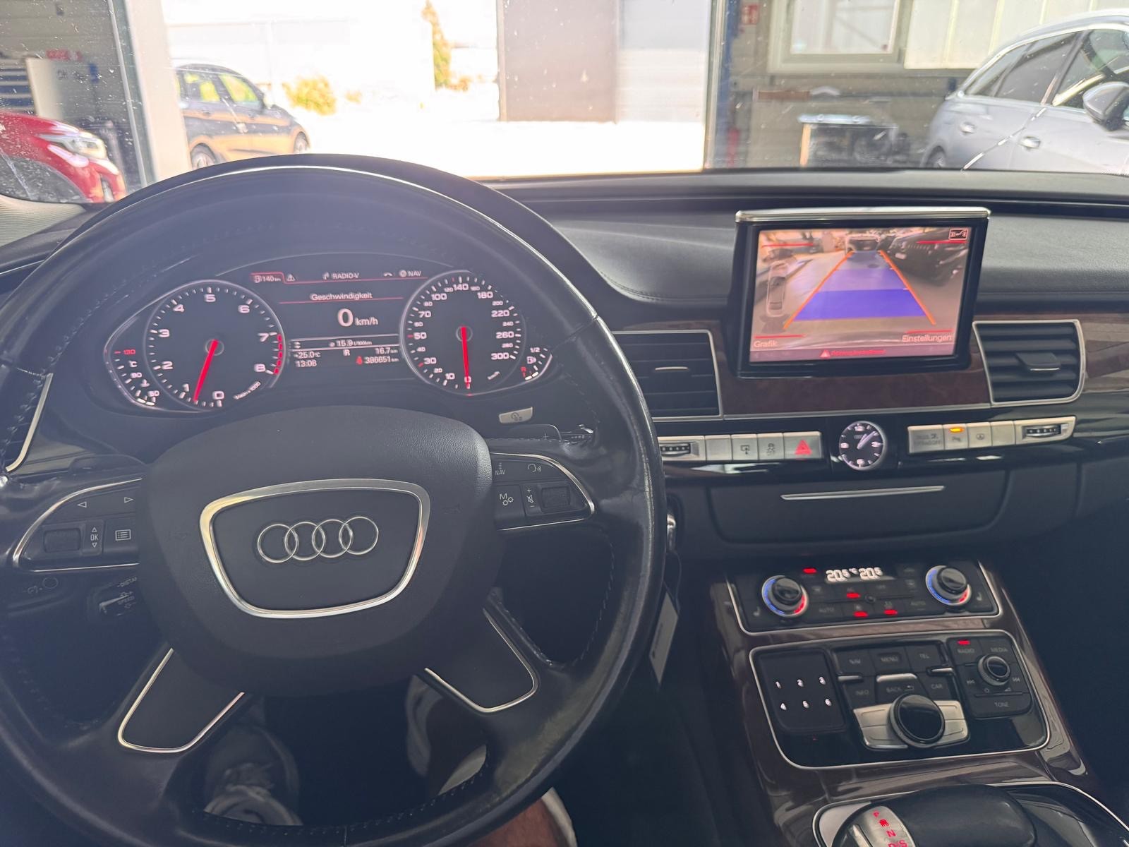 AUDI A8 4.2 FSI quattro**S-Sportsitze,Panodach,Tempomat ACC,Rückfahrtkamera**-image-6