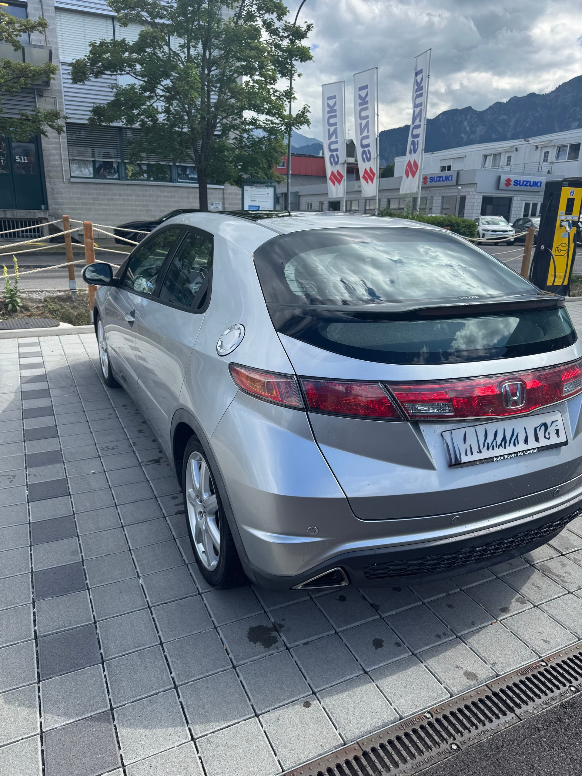 HONDA 1.8i-VTEC-image-2