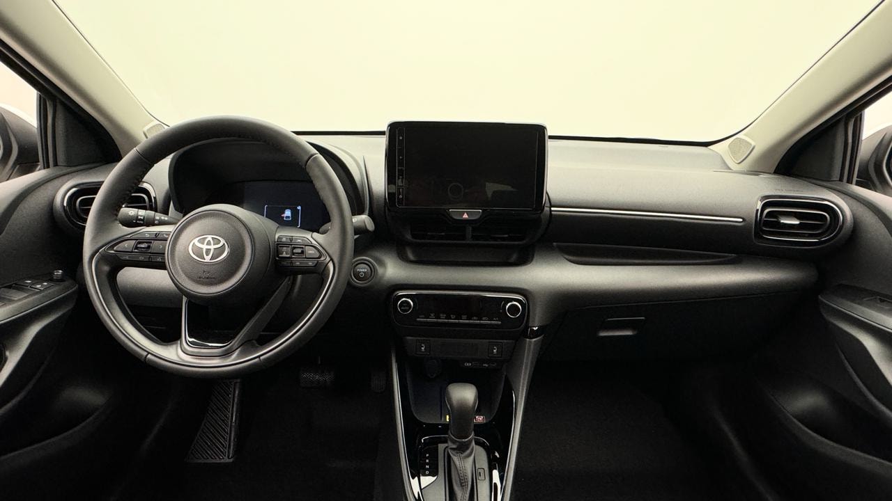 TOYOTA Yaris 1.5 Sport e-CVT-image-5