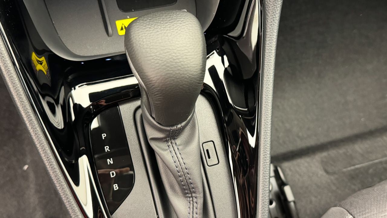 TOYOTA Yaris 1.5 Sport e-CVT-image-10