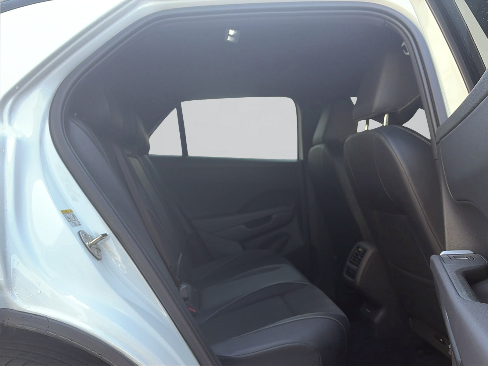 VW T-Roc 1.5 eTSI mHEV R-Line DSG-image-5