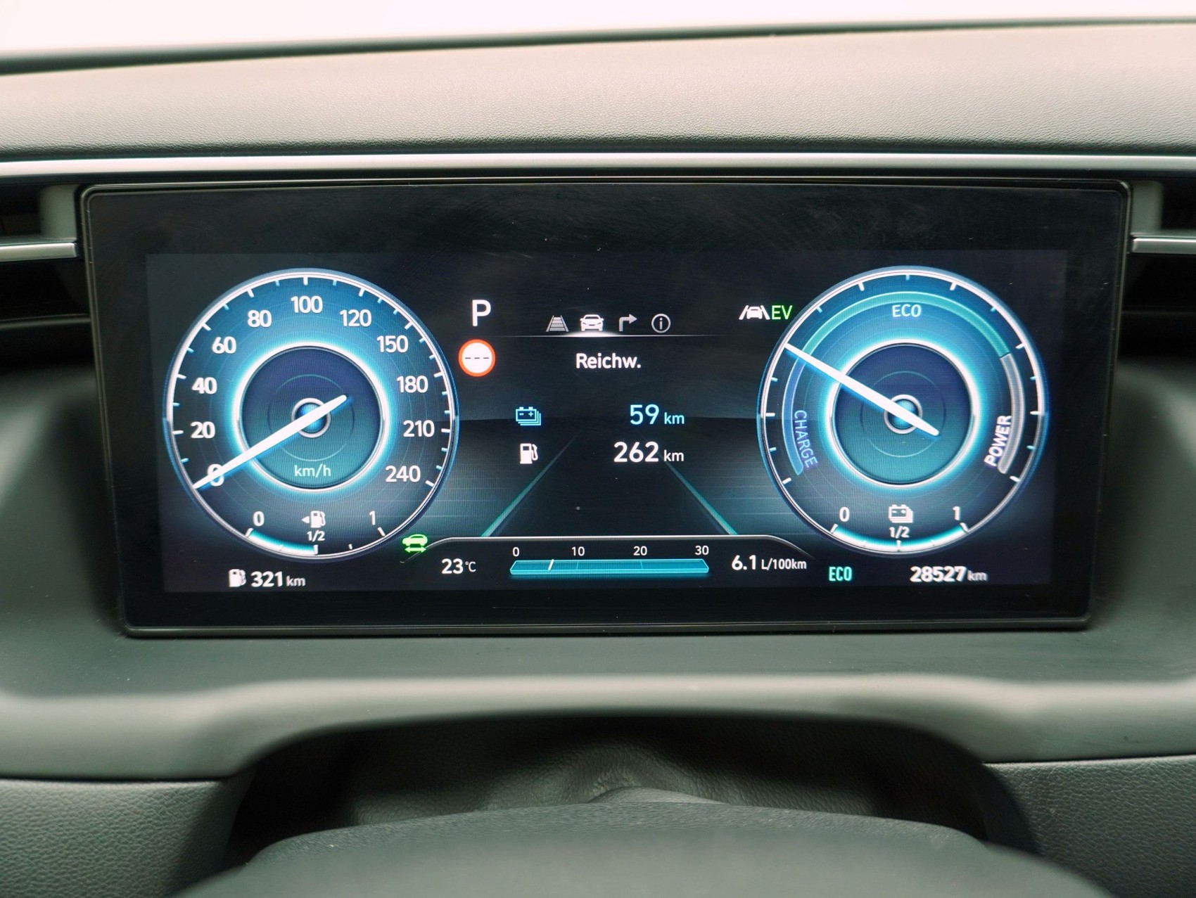 HYUNDAI Tucson 1.6 T-GDi PHEV N-Line LUX.pack 4WD-image-16