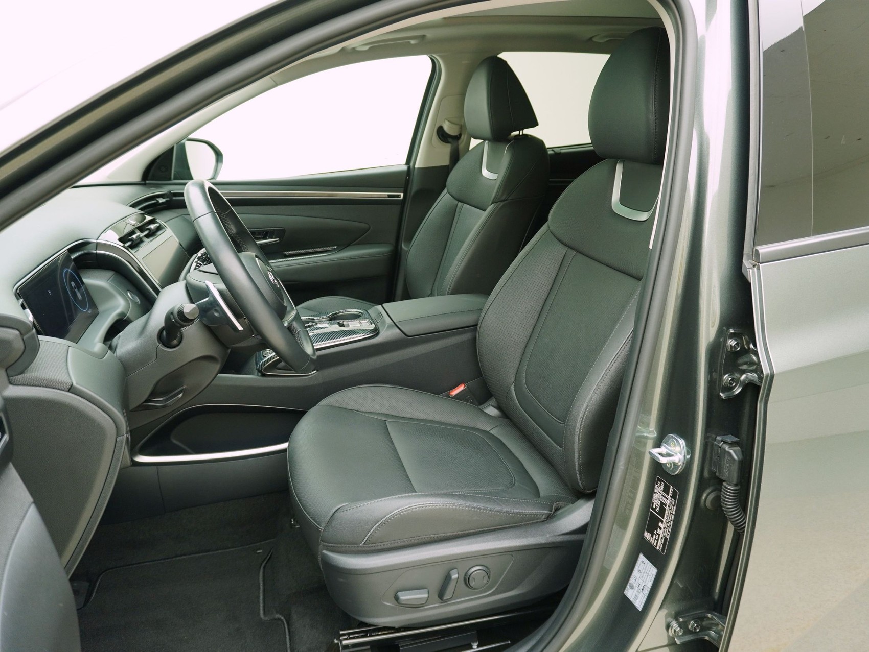 HYUNDAI Tucson 1.6 T-GDi PHEV N-Line LUX.pack 4WD-image-8