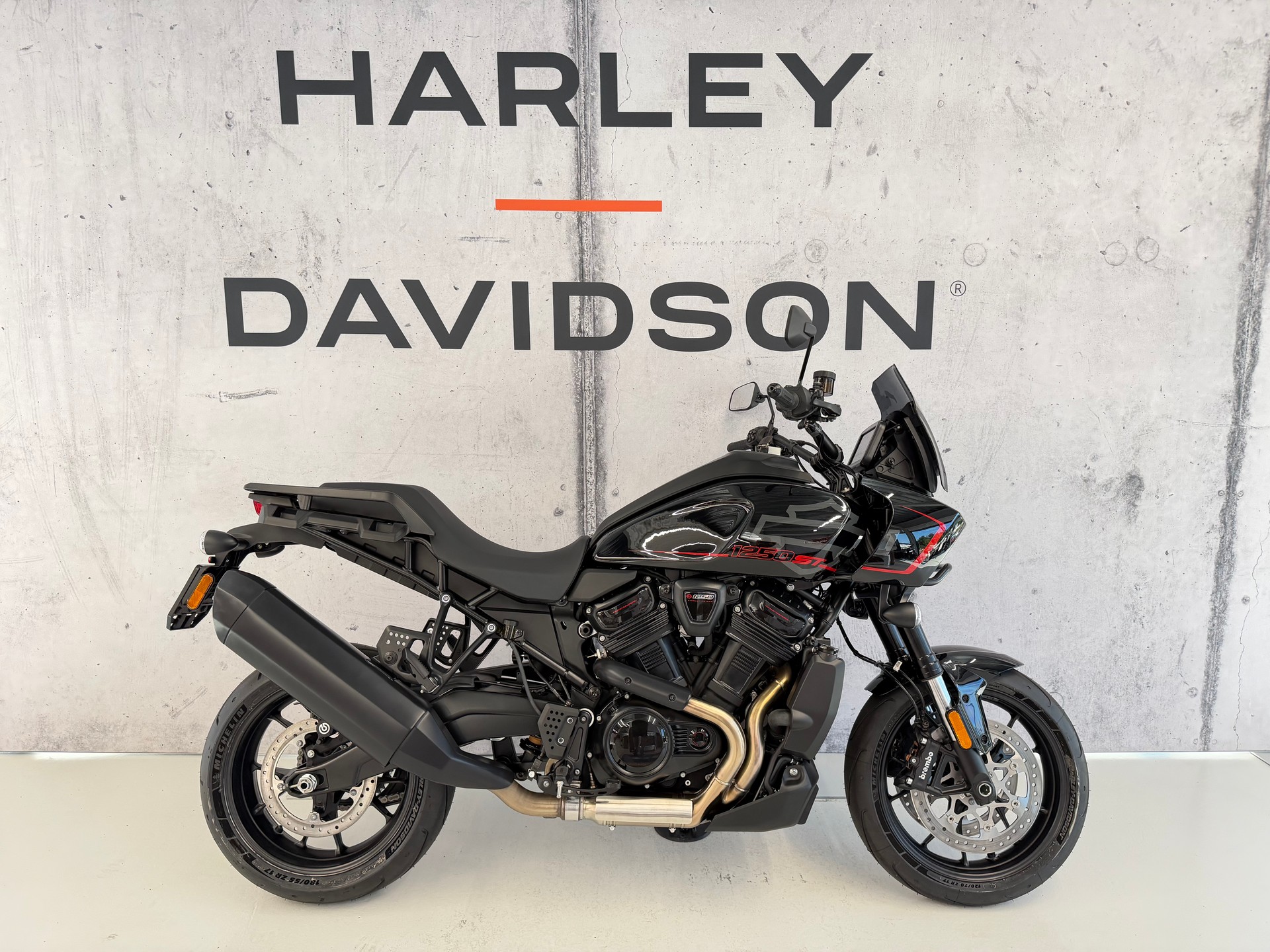 HARLEY-DAVIDSON RA Pan America 1250 ST