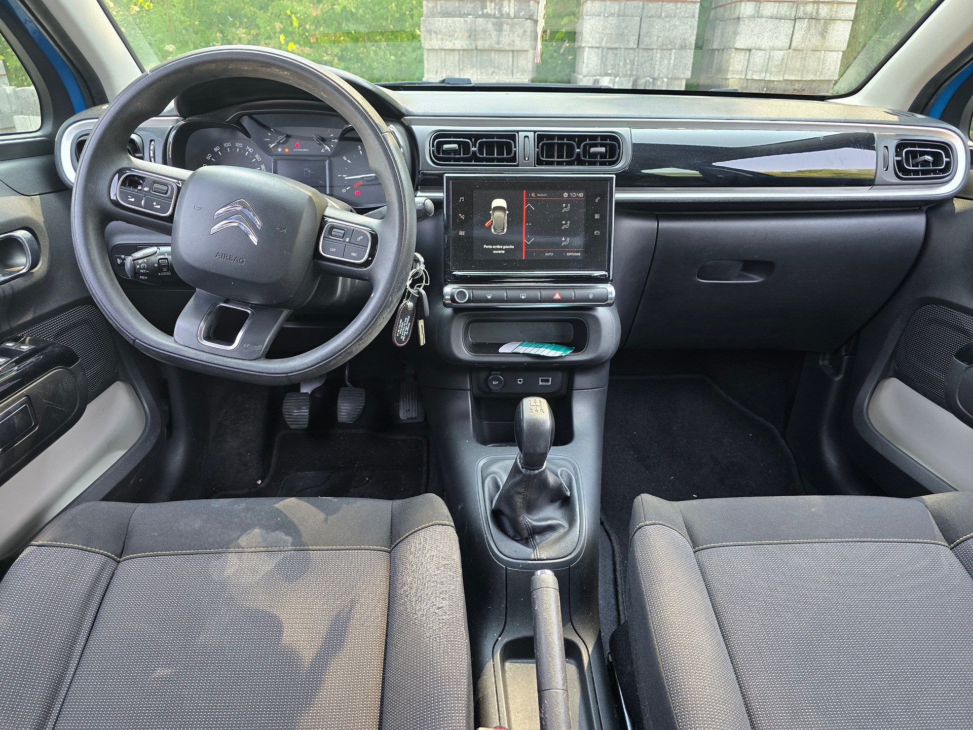 CITROEN C3 1.2i PureTech Feel-image-8