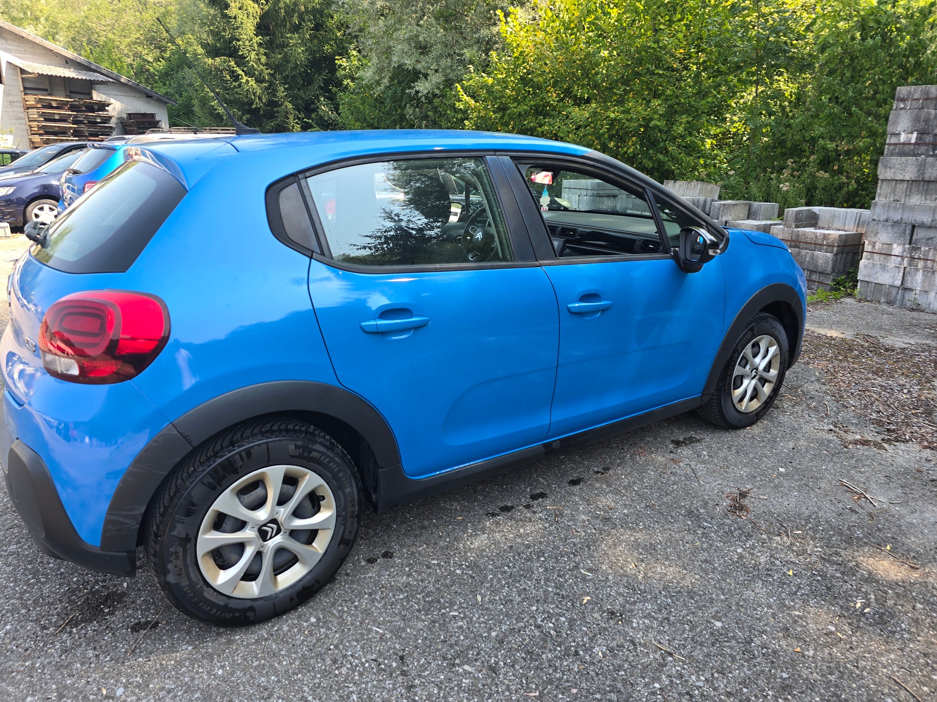 CITROEN C3 1.2i PureTech Feel-image-4