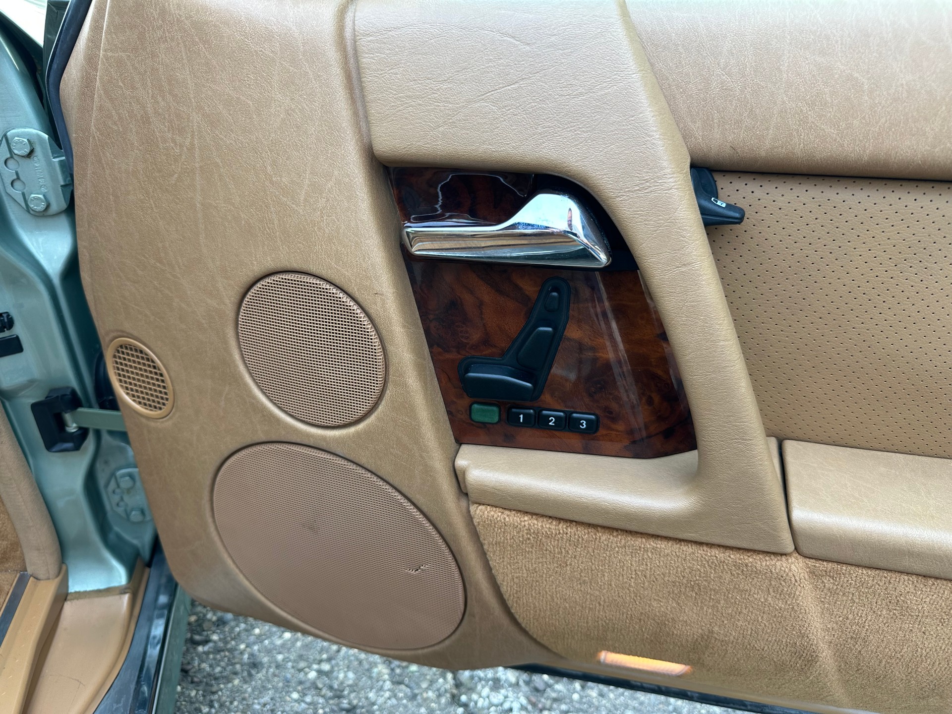 MERCEDES-BENZ SL 500 Automatic-image-14