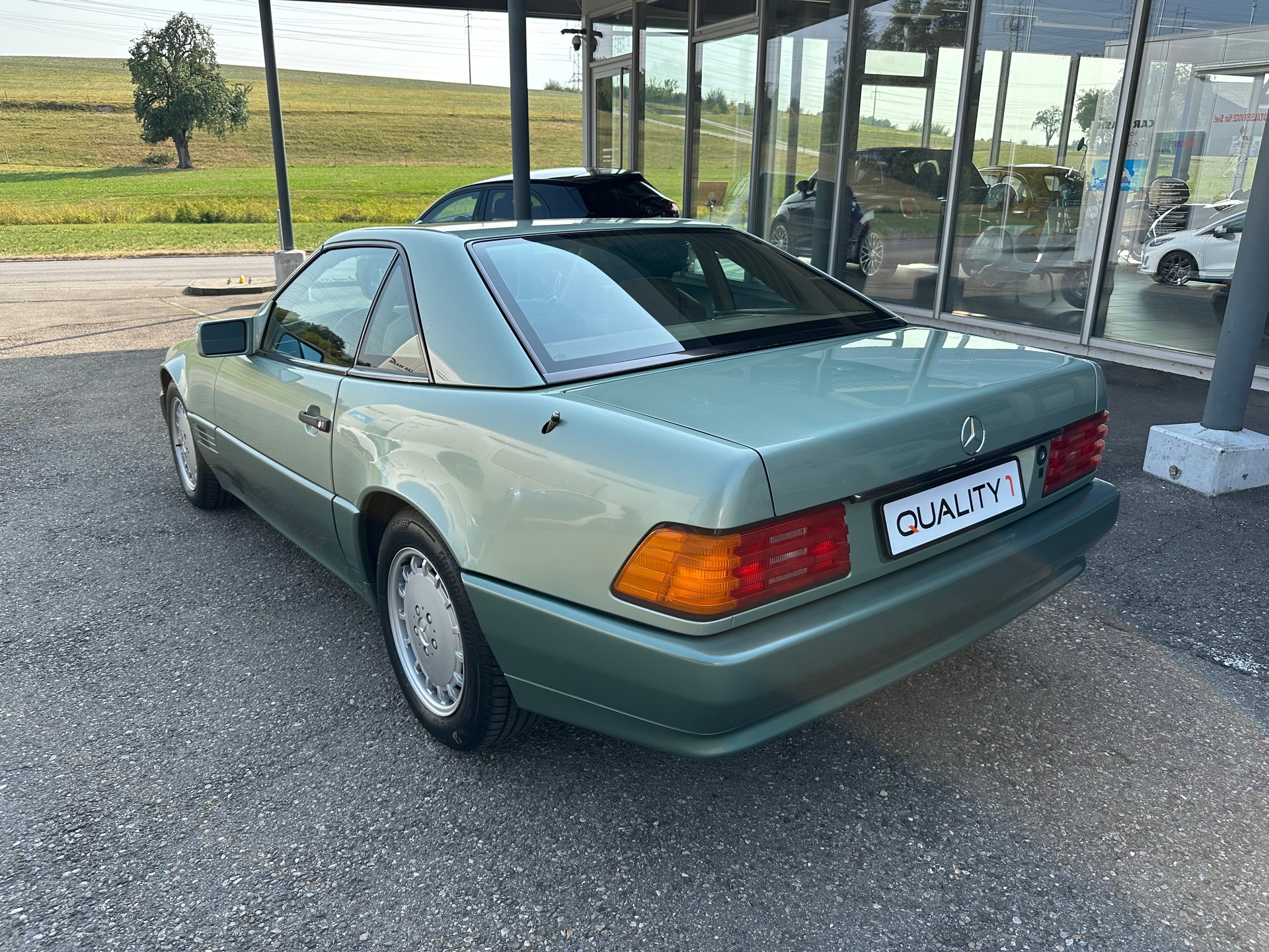 MERCEDES-BENZ SL 500 Automatic-image-18