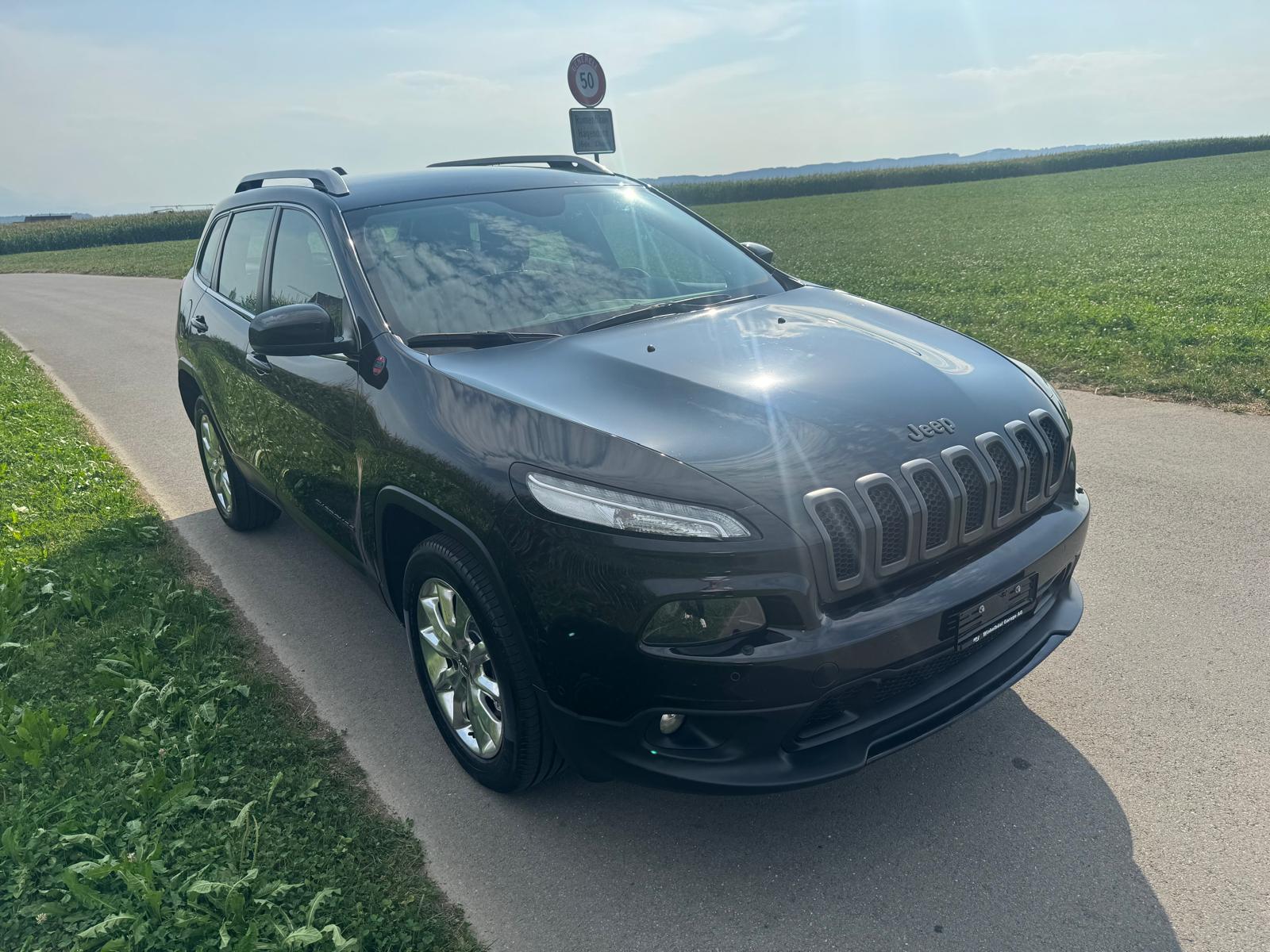 JEEP Cherokee 2.2TD Longitude Sw- Black Ed. AWD 9ATX-image-1