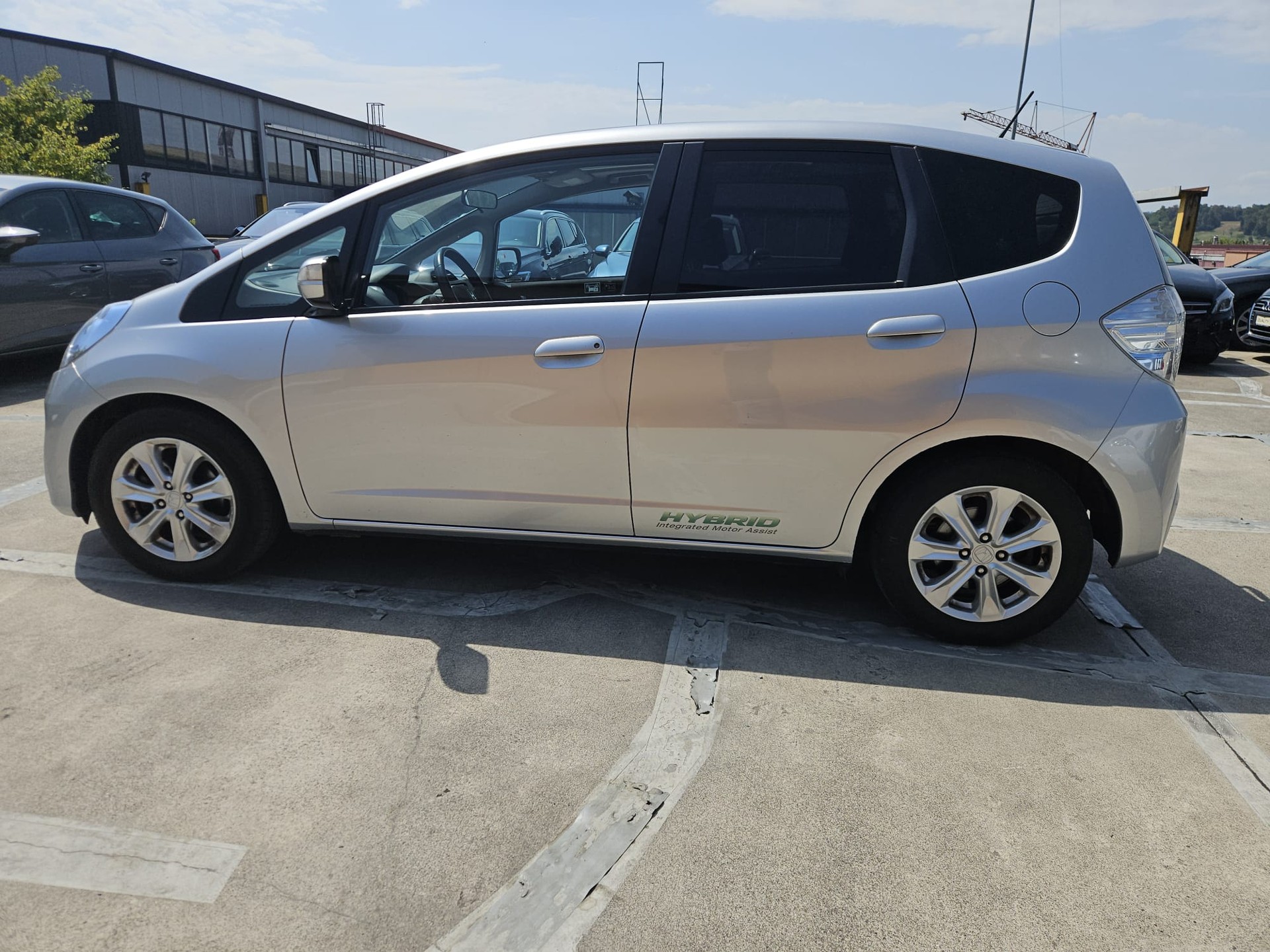 HONDA Jazz 1.3i Hybrid Elegance CVT-image-1