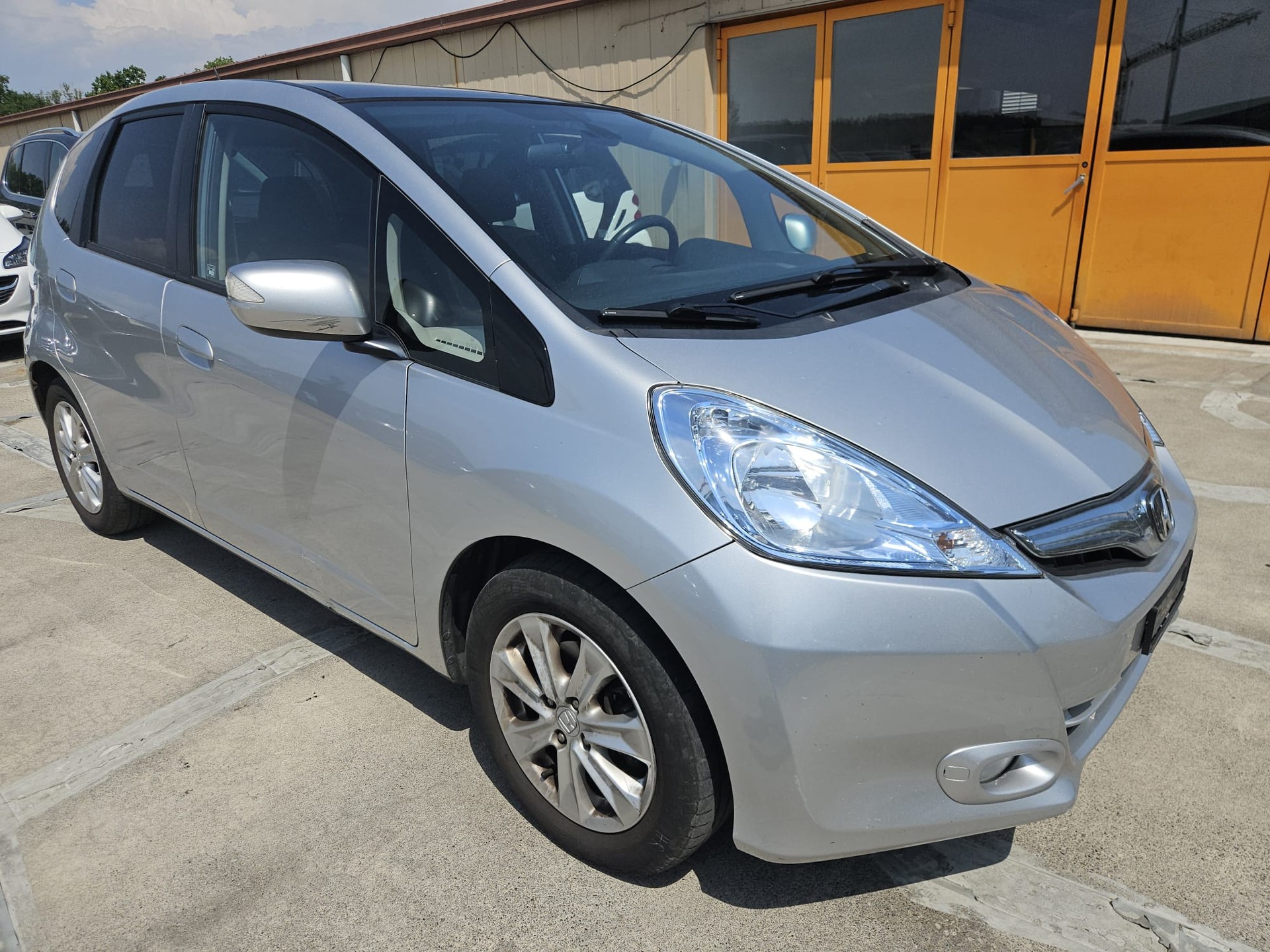 HONDA Jazz 1.3i Hybrid Elegance CVT-image-5