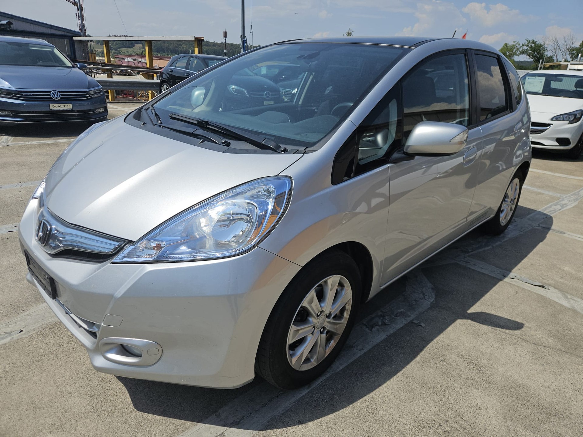 HONDA Jazz 1.3i Hybrid Elegance CVT-image-0