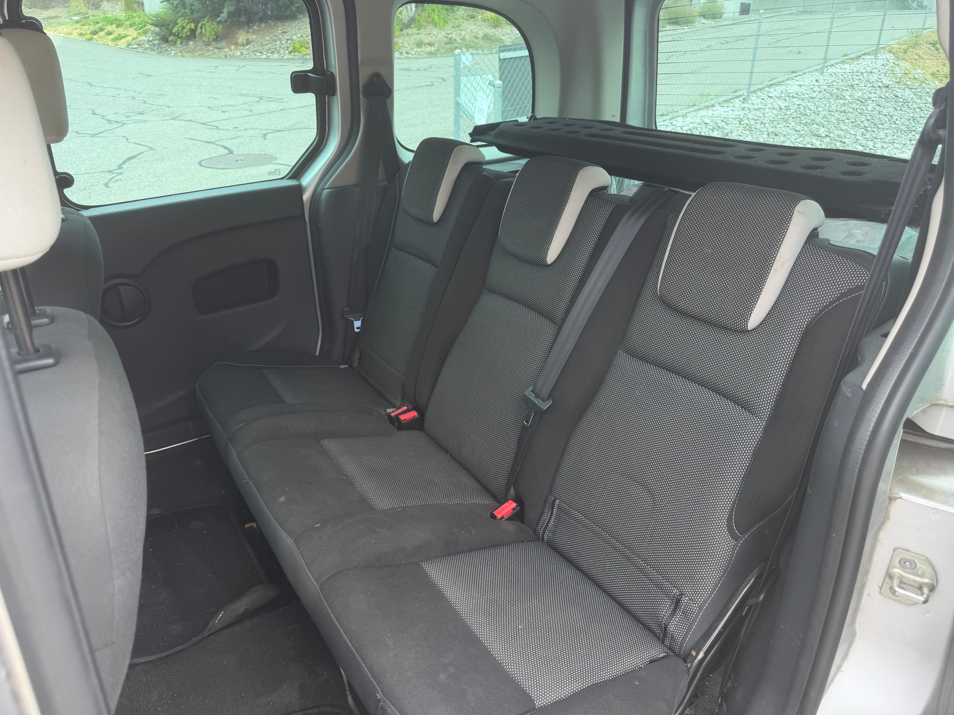 RENAULT Kangoo 1.5 dCi Extrem-image-5
