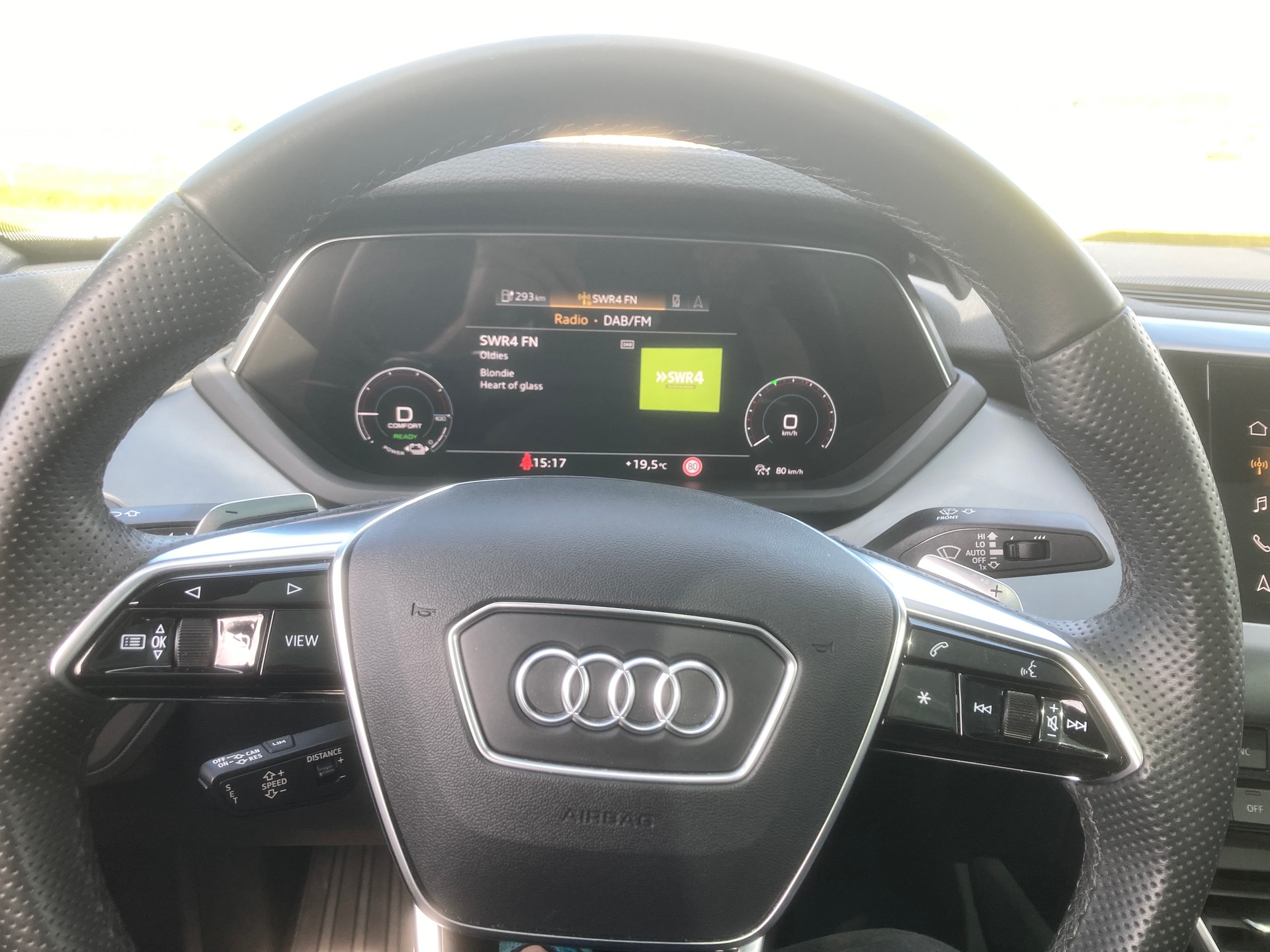 AUDI e-tron GT quattro-image-21