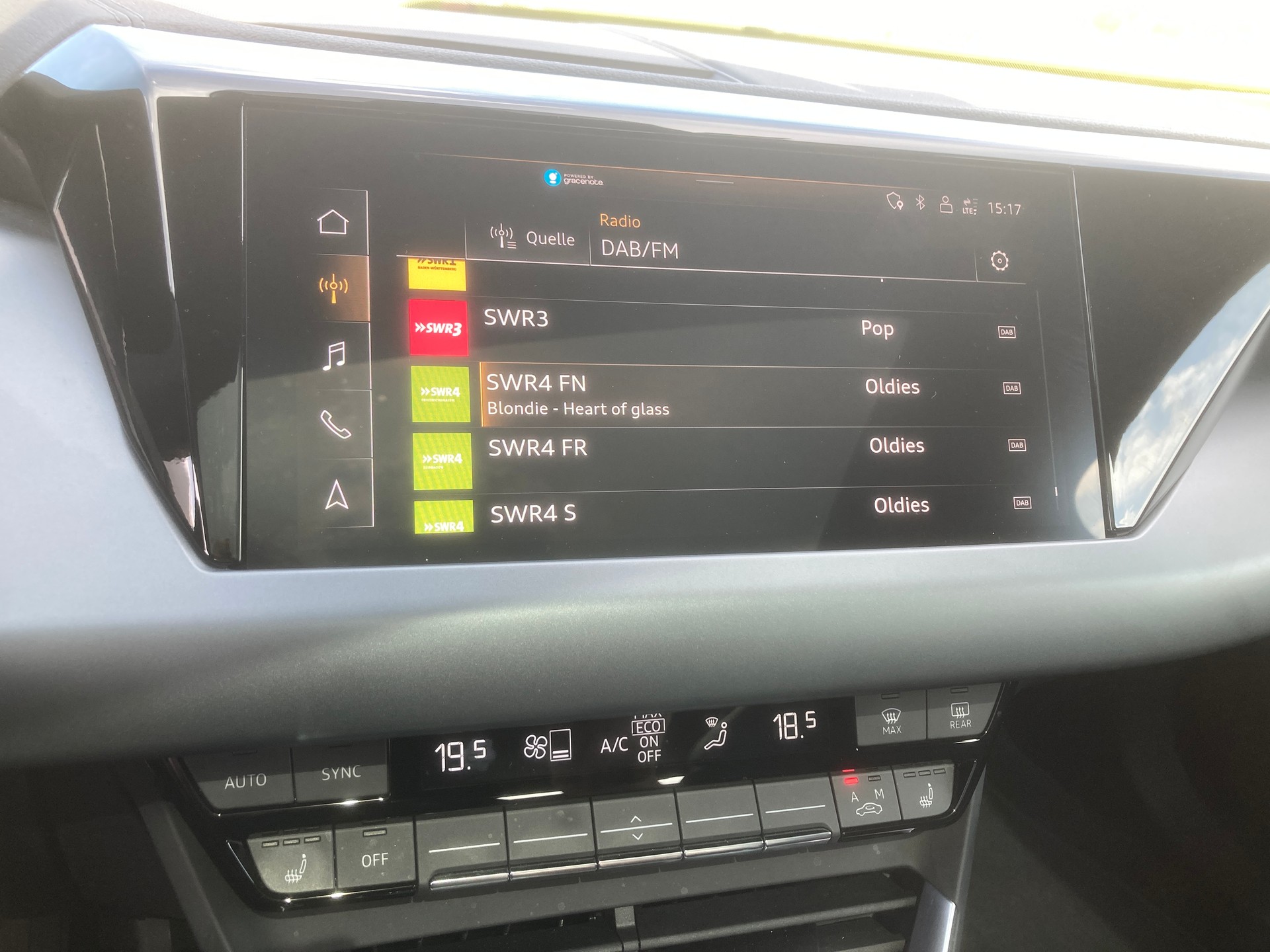 AUDI e-tron GT quattro-image-20