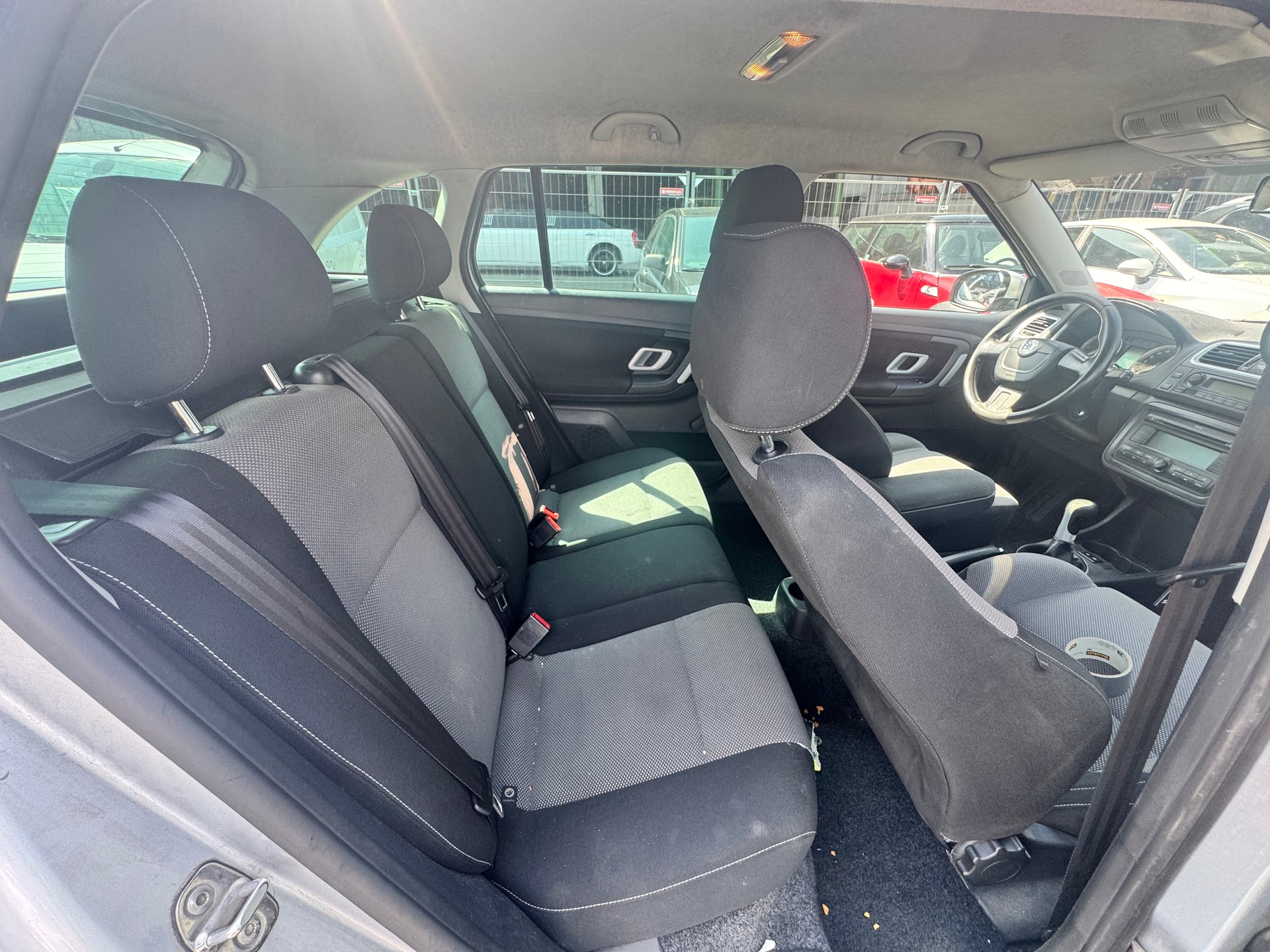SKODA Fabia 1.9 TDI Ambiente-image-9