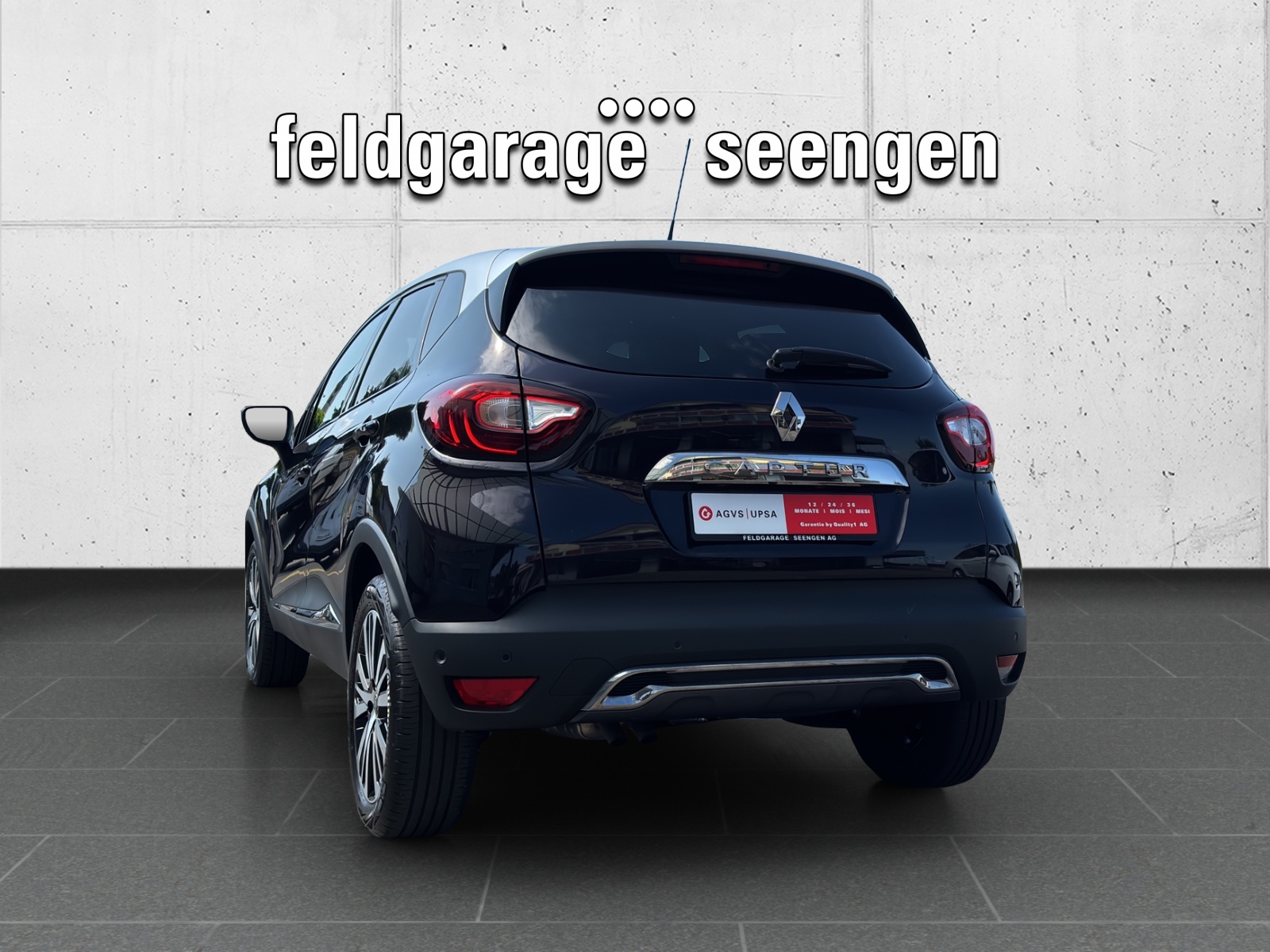 RENAULT Captur 1.3 T 16V Initiale Paris EDC mit Leder und Winterräder-image-6