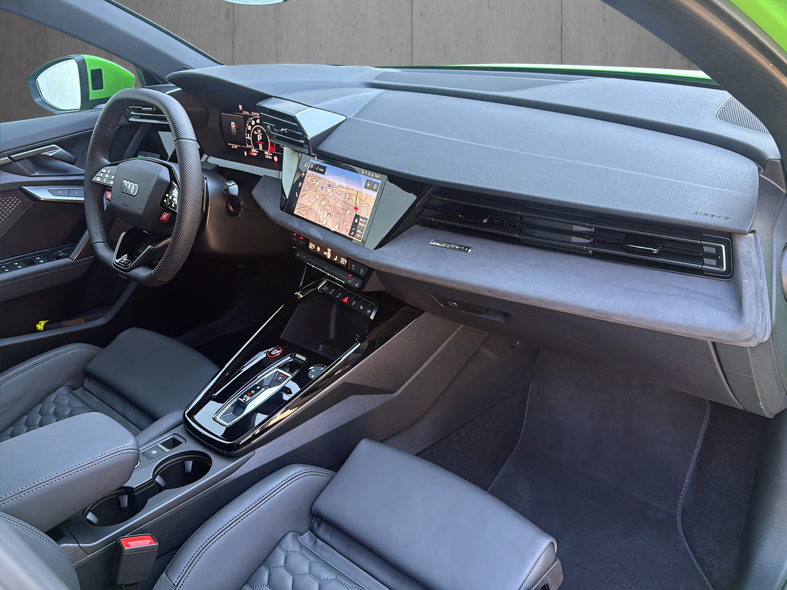 AUDI RS3 Sportback 2.5 TSI qu*Carbon,Panorama Dach,5-Jahre Werksgarantie,Head up*-image-10