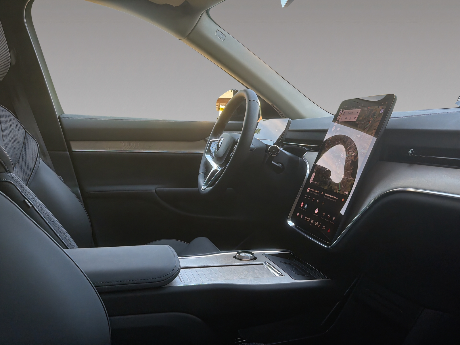 VOLVO EX90 Twin Performance Ultra AWD-image-11