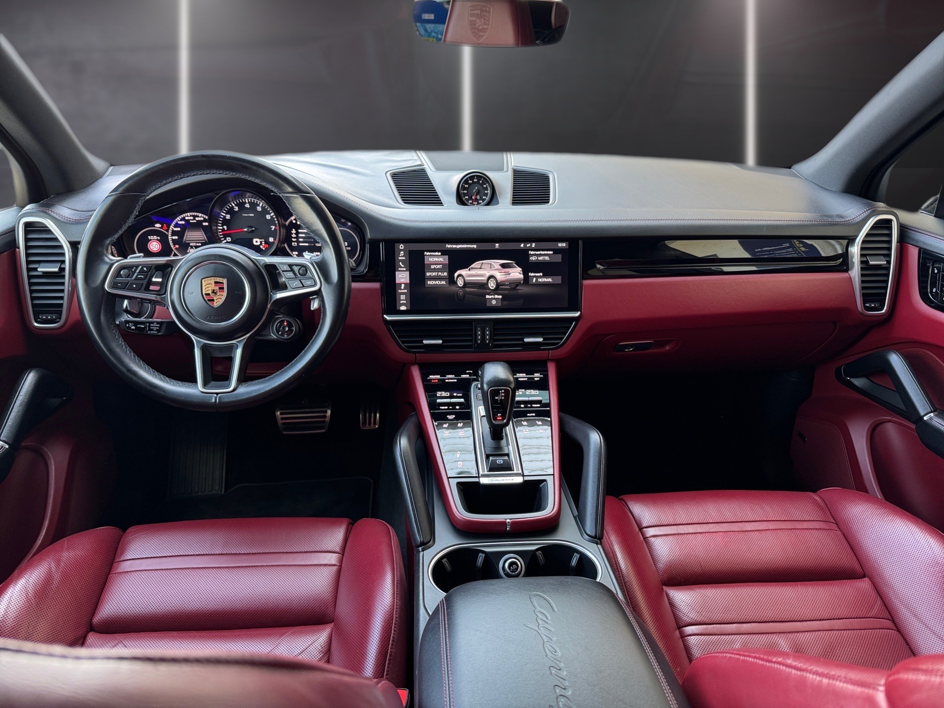 PORSCHE Cayenne S-image-15