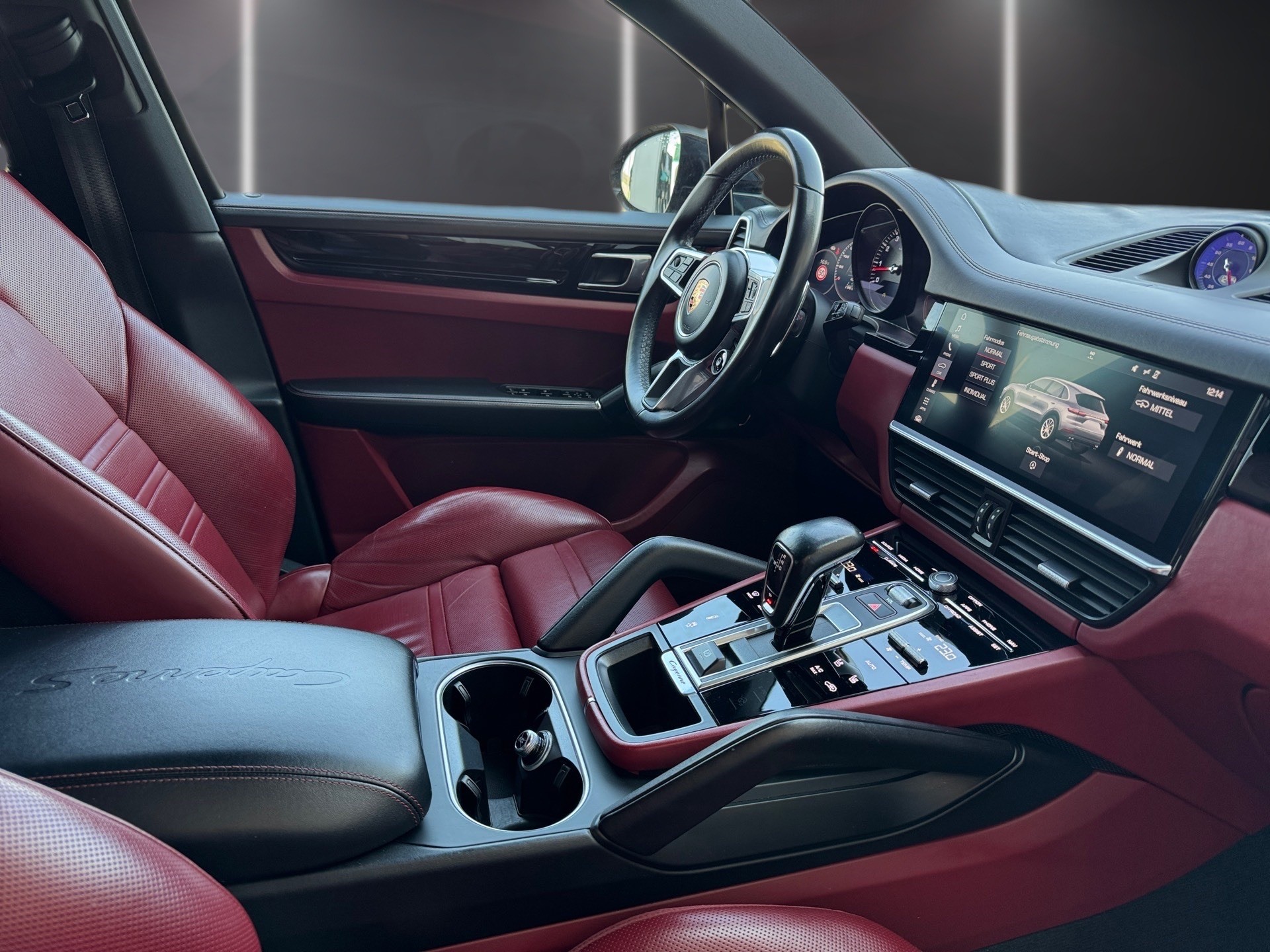PORSCHE Cayenne S-image-18