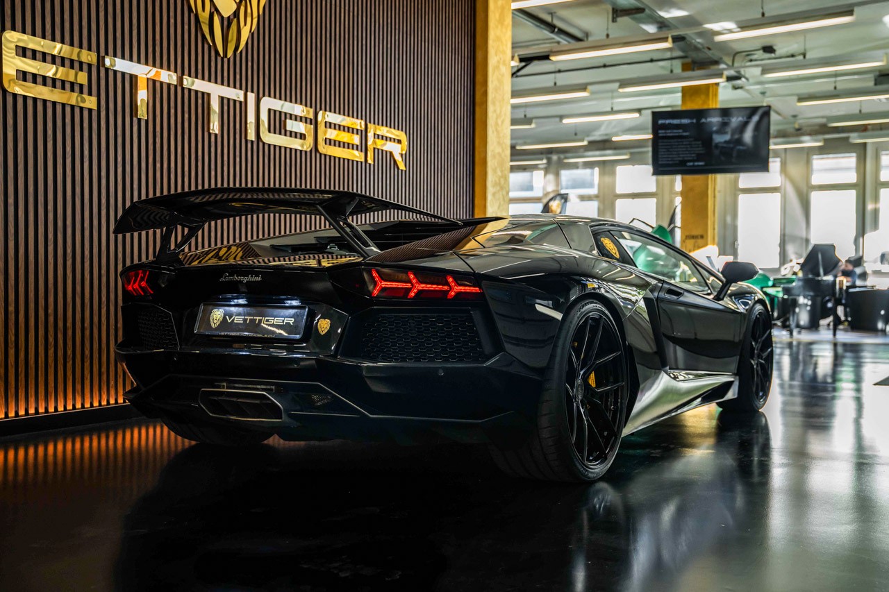 LAMBORGHINI Aventador LP700-4 Coupé E-Gear-image-6