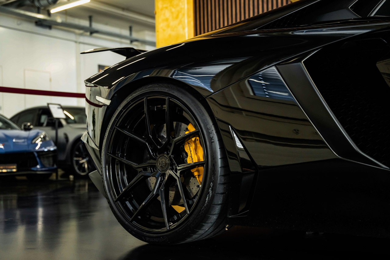LAMBORGHINI Aventador LP700-4 Coupé E-Gear-image-12