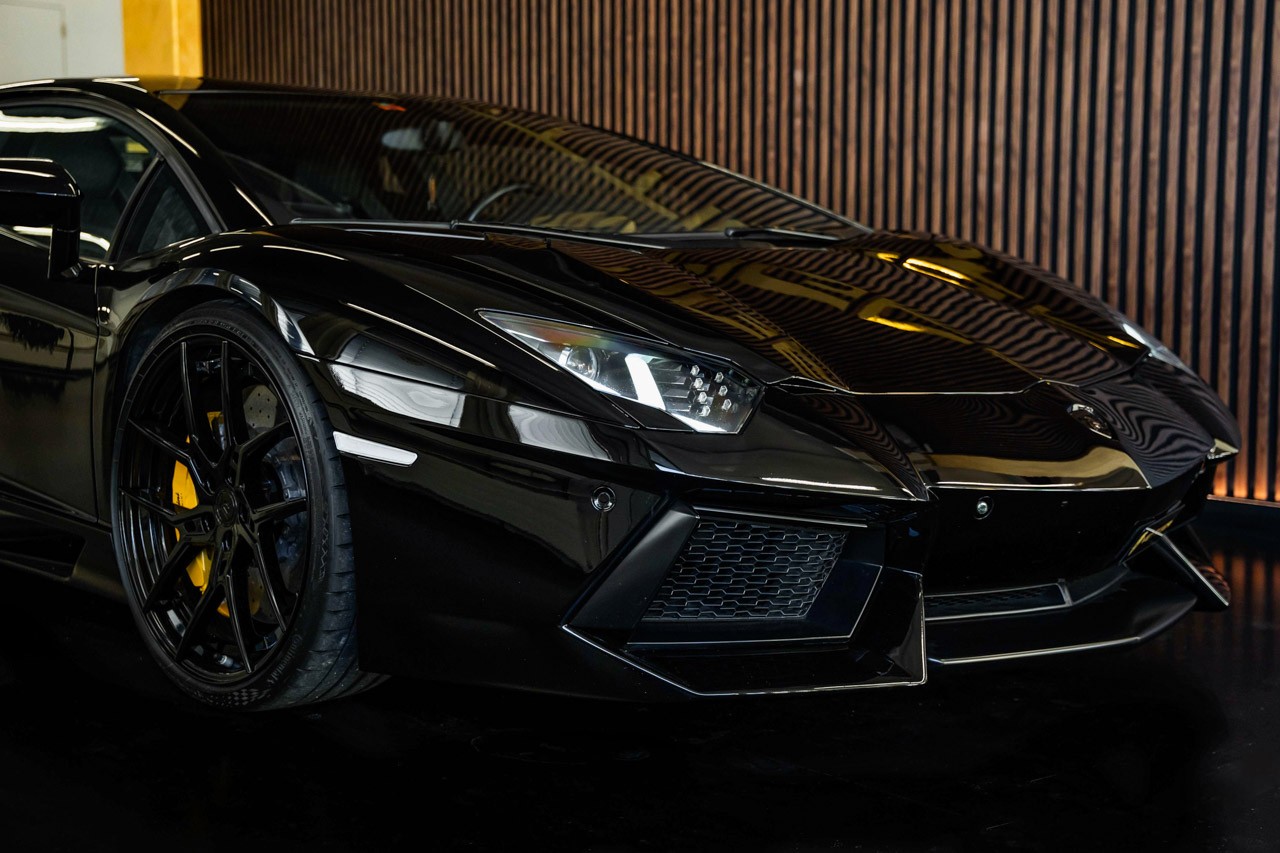 LAMBORGHINI Aventador LP700-4 Coupé E-Gear-image-9