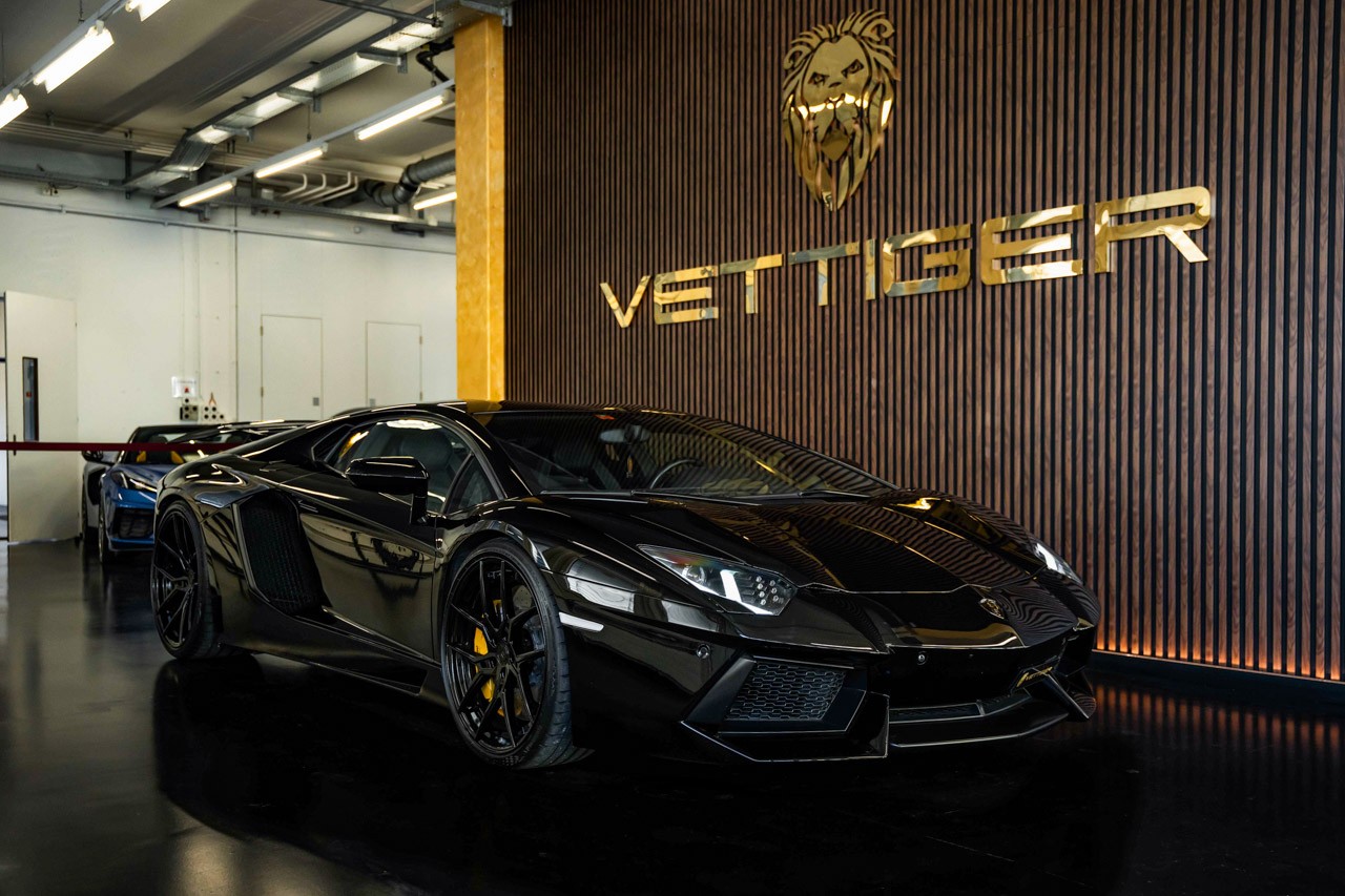Lamborghini Aventador LP700-4 Coupé E-Gear