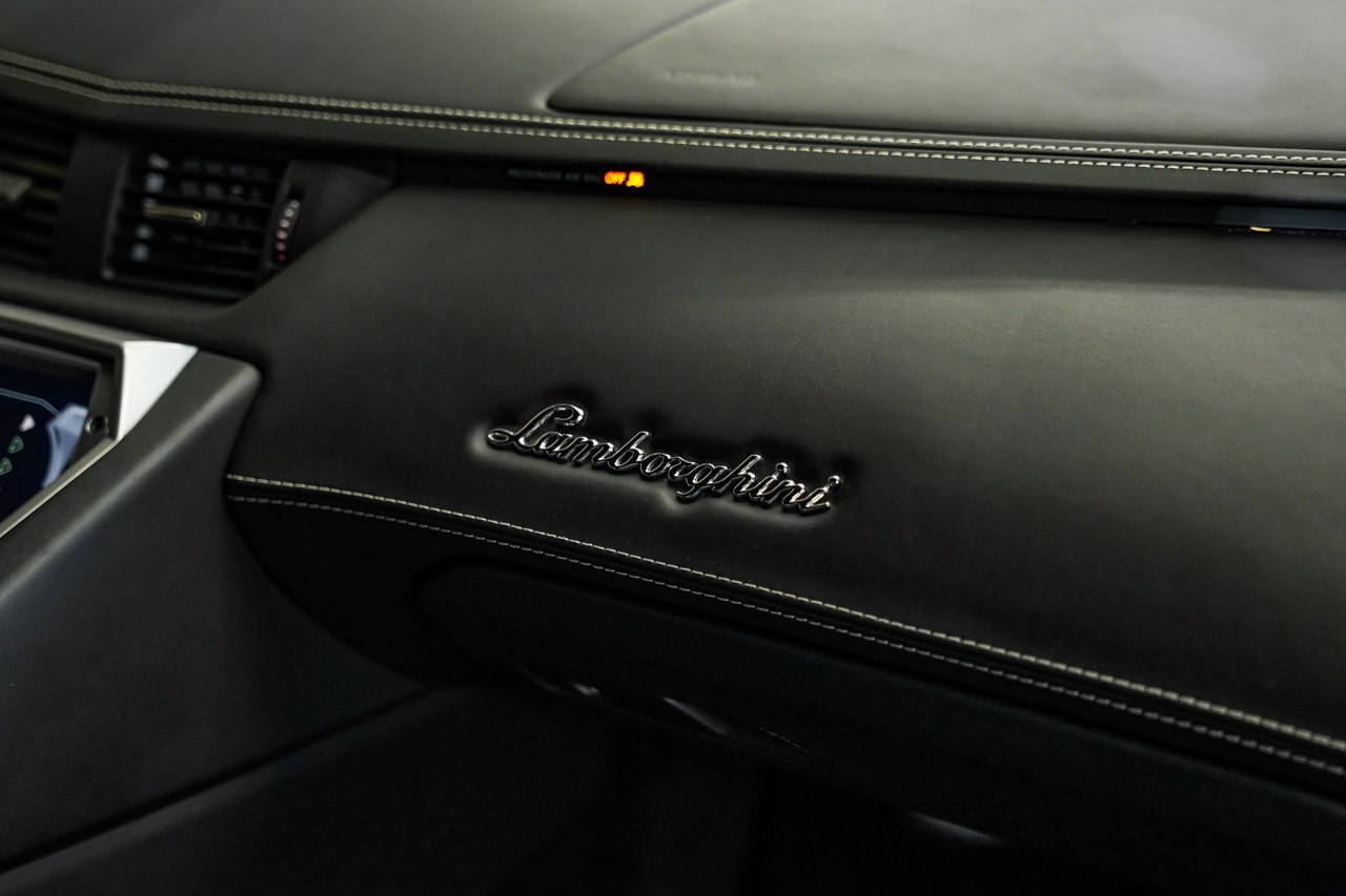 LAMBORGHINI Aventador LP700-4 Coupé E-Gear-image-22