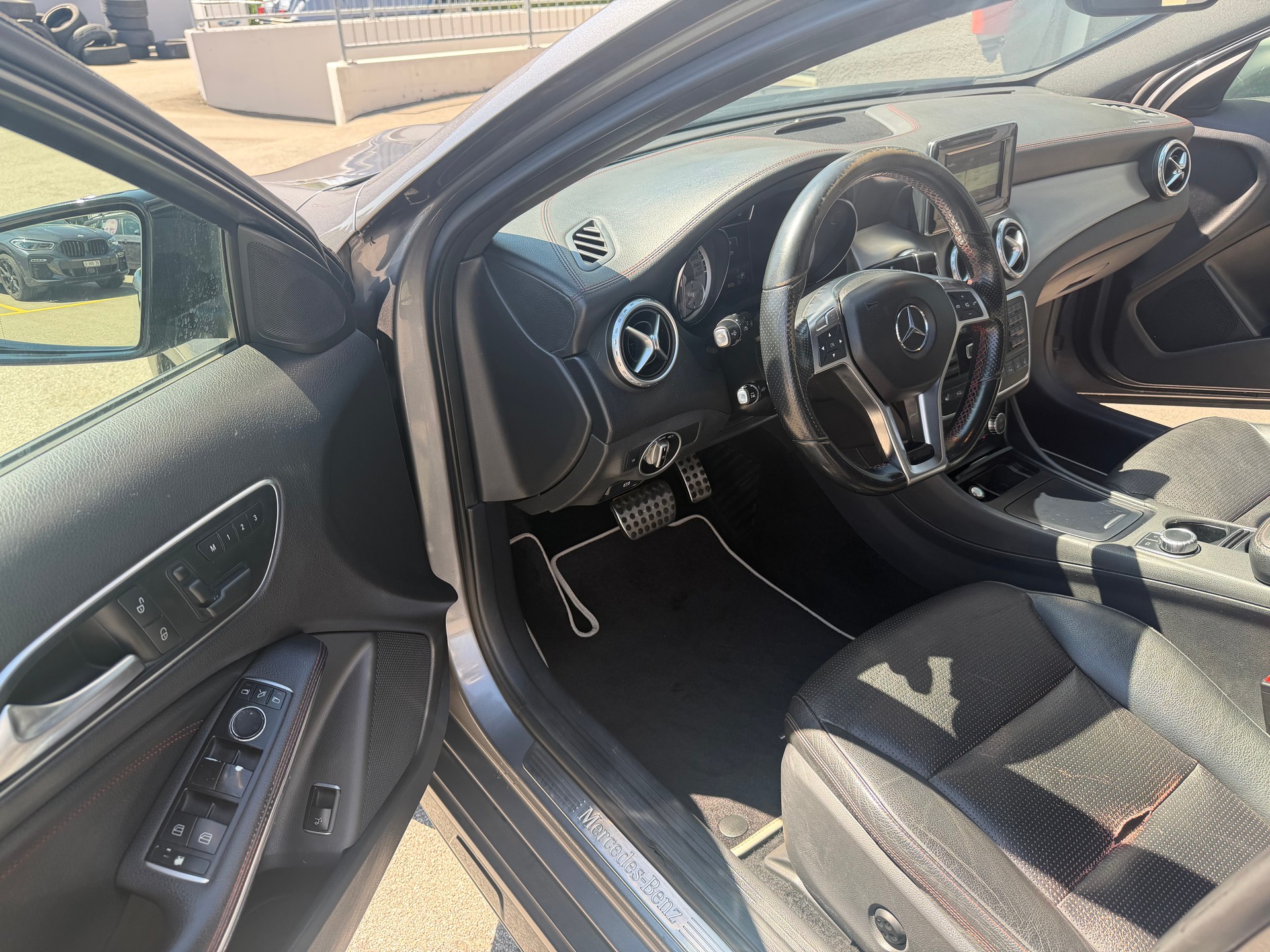 MERCEDES-BENZ GLA 220 CDI AMG Line 4Matic 7G-DCT-image-7