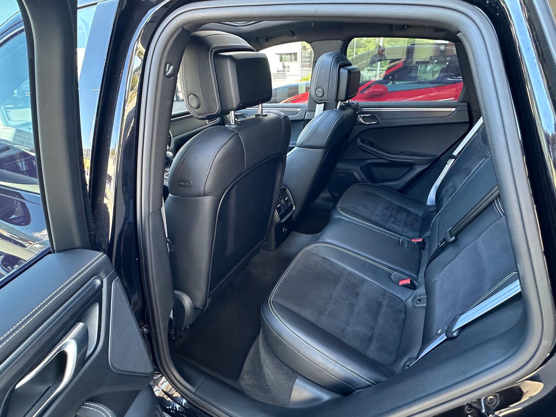 PORSCHE Macan GTS PDK-image-9
