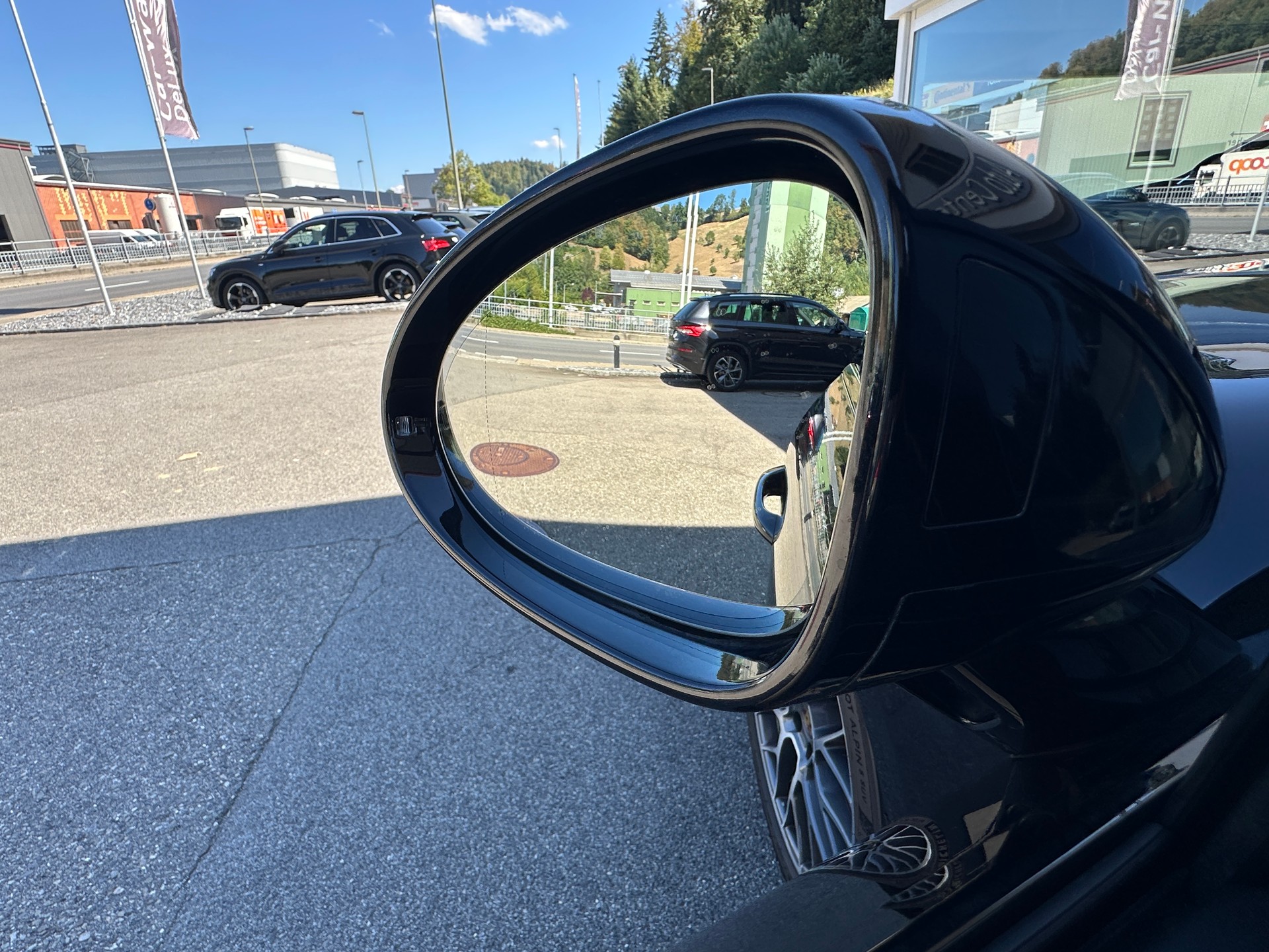 PORSCHE Macan GTS PDK-image-12