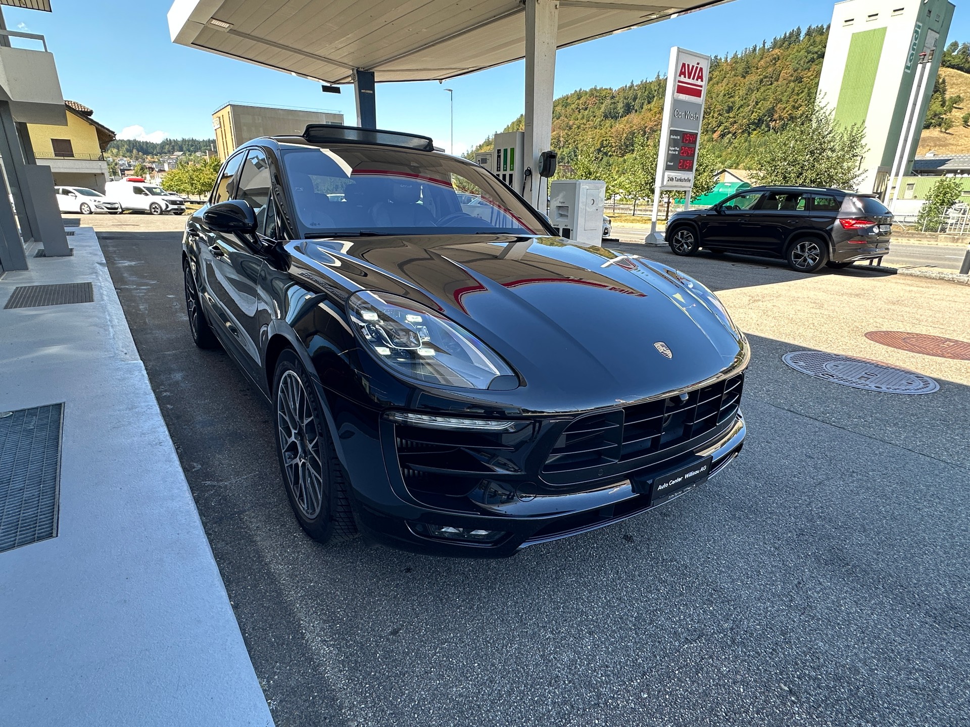 PORSCHE Macan GTS PDK-showroom-element-2