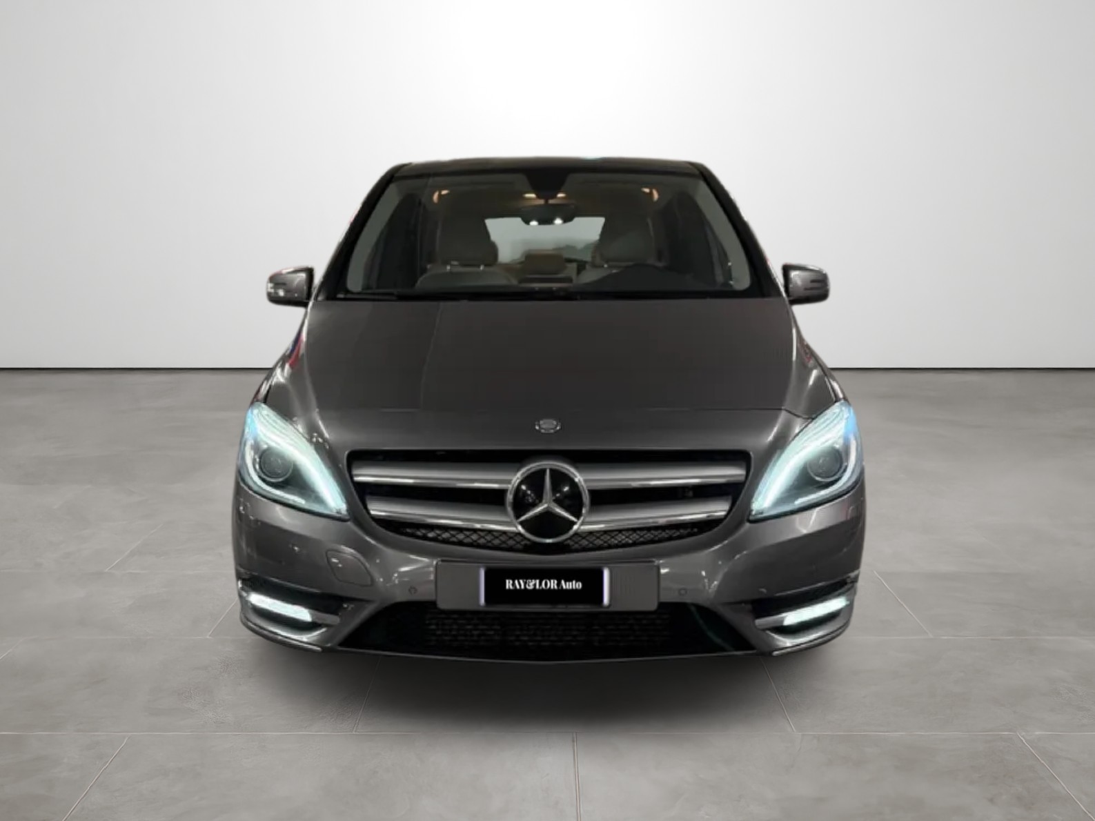 MERCEDES-BENZ B 220 4Matic 7G-DCT-image-1