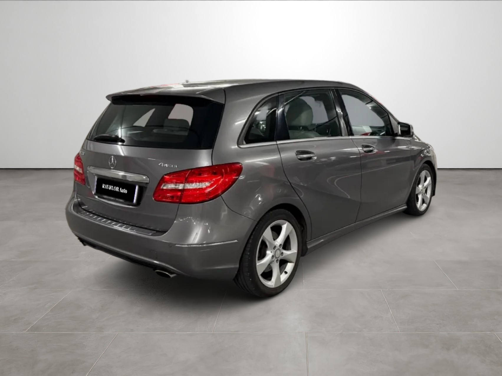 MERCEDES-BENZ B 220 4Matic 7G-DCT-image-4