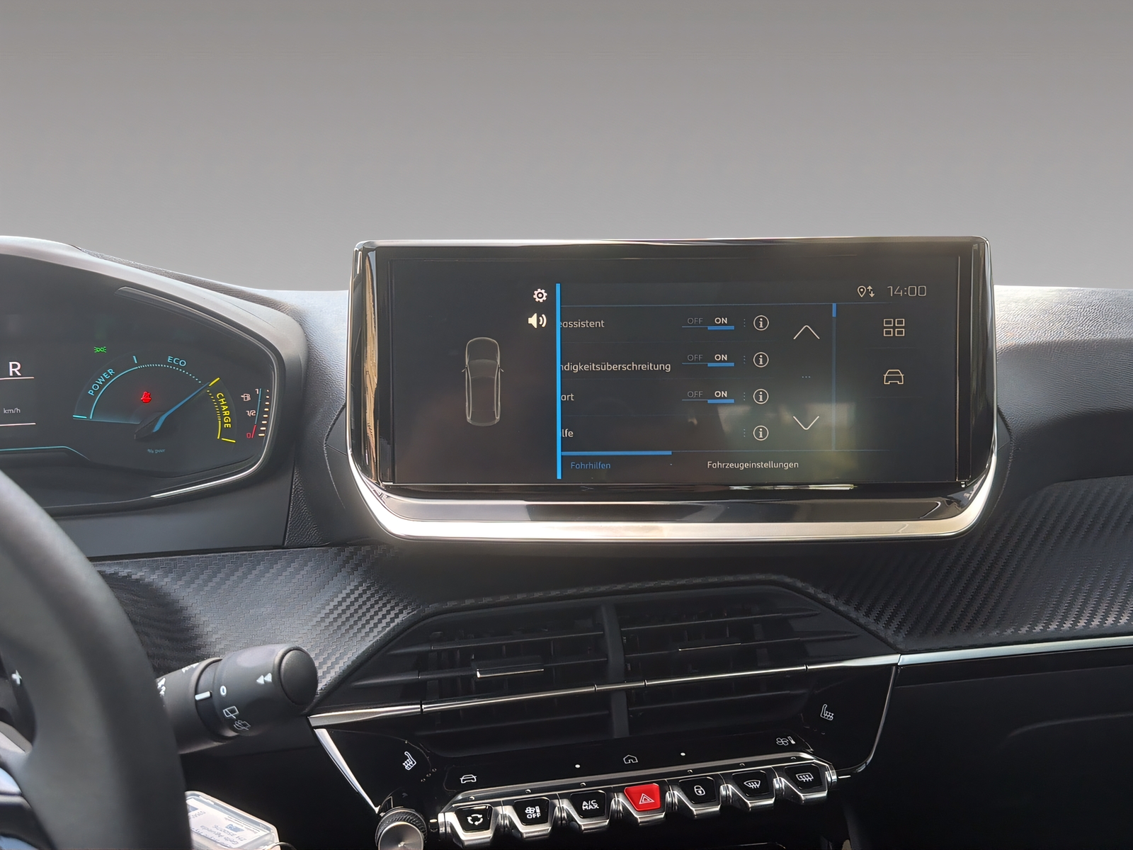 PEUGEOT 208 1.2 Hybrid Style-image-11